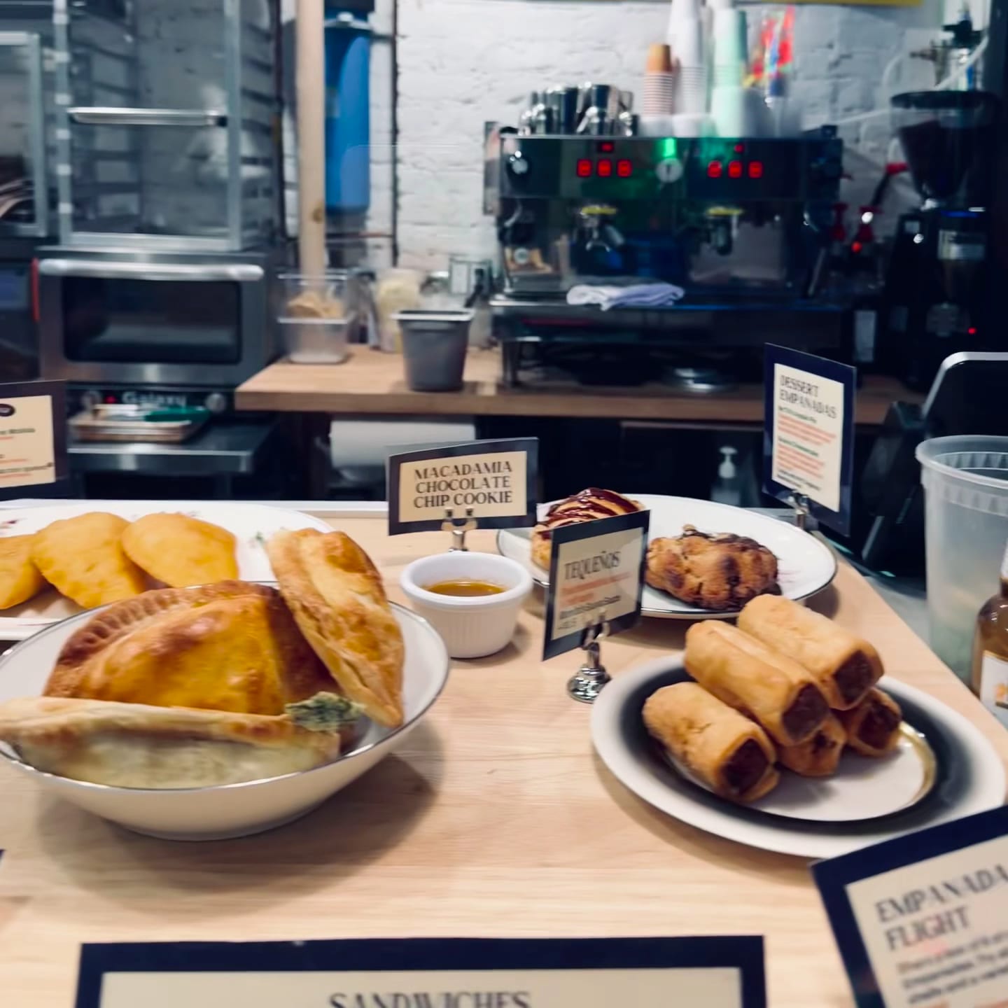 Titi's Empanadas