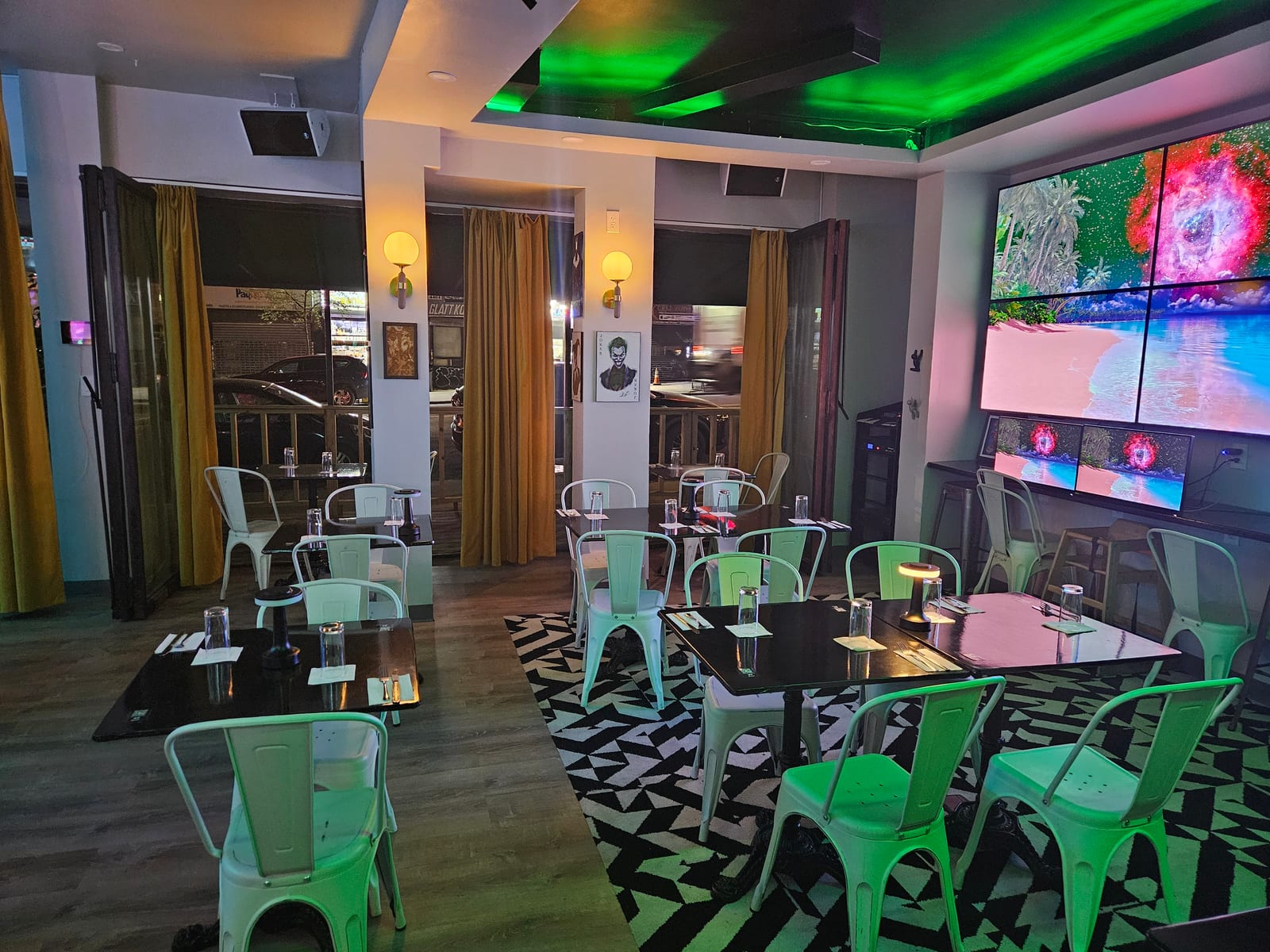 Uptown Gaming Bar and Lounge
