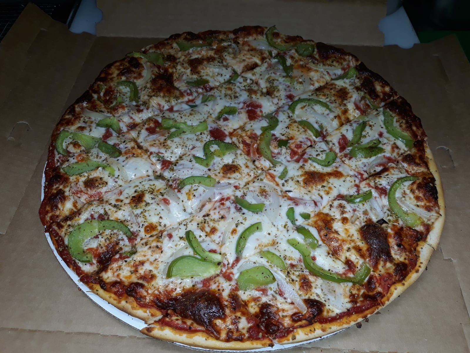 Brad's Underground Pizzeria