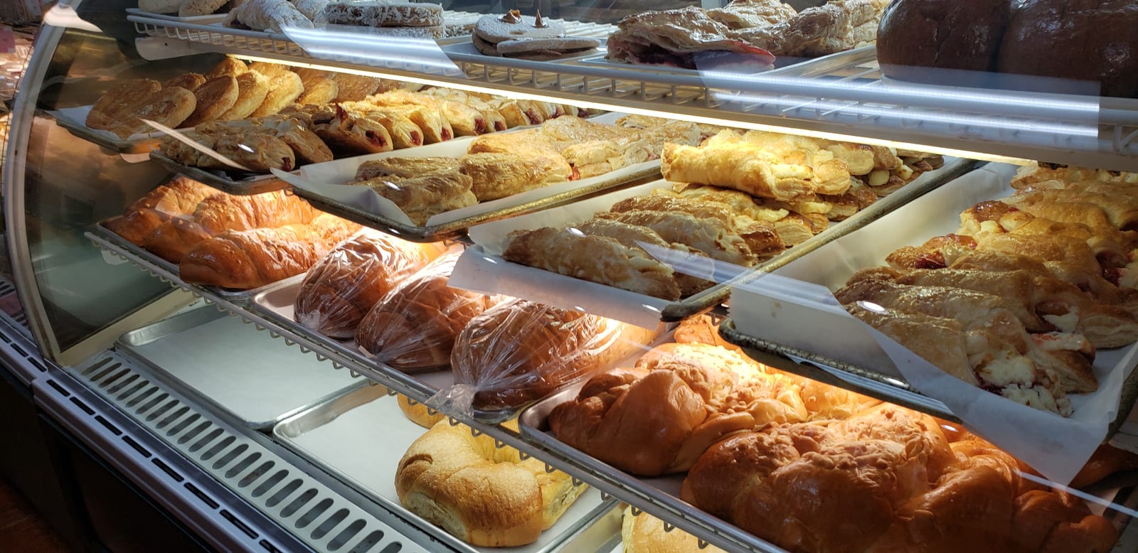Brisas Bakery & Restaurant