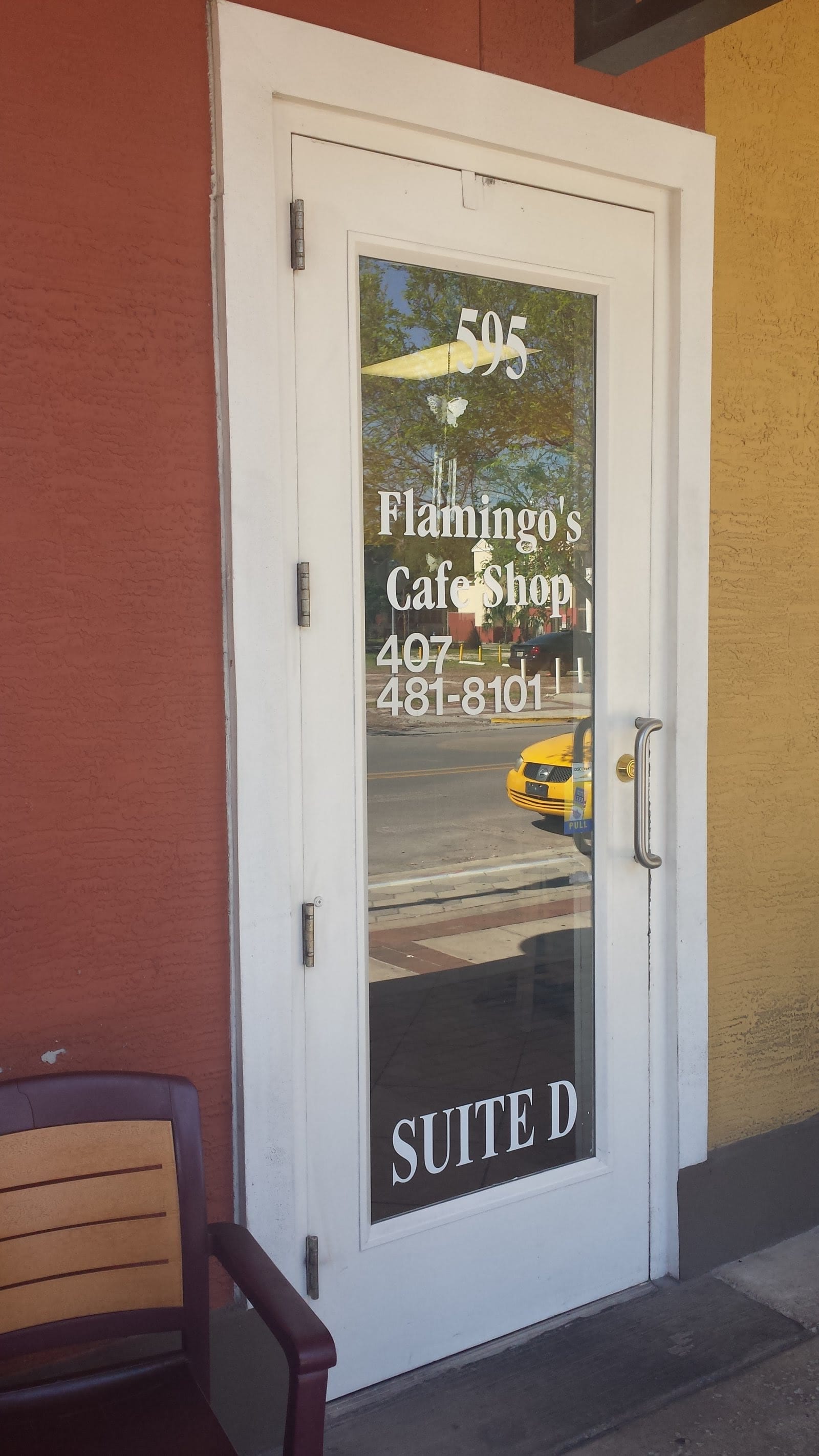 Flamingos Deli Shop