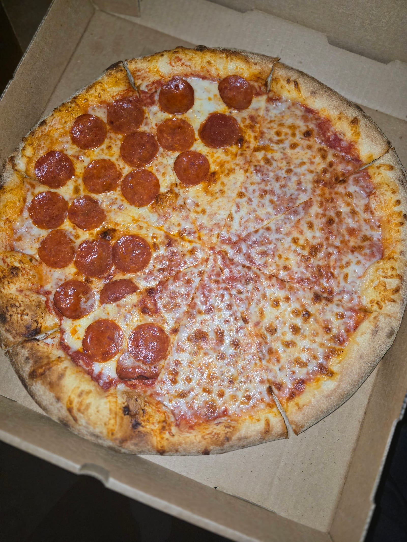 Flippers Pizza | I-Drive