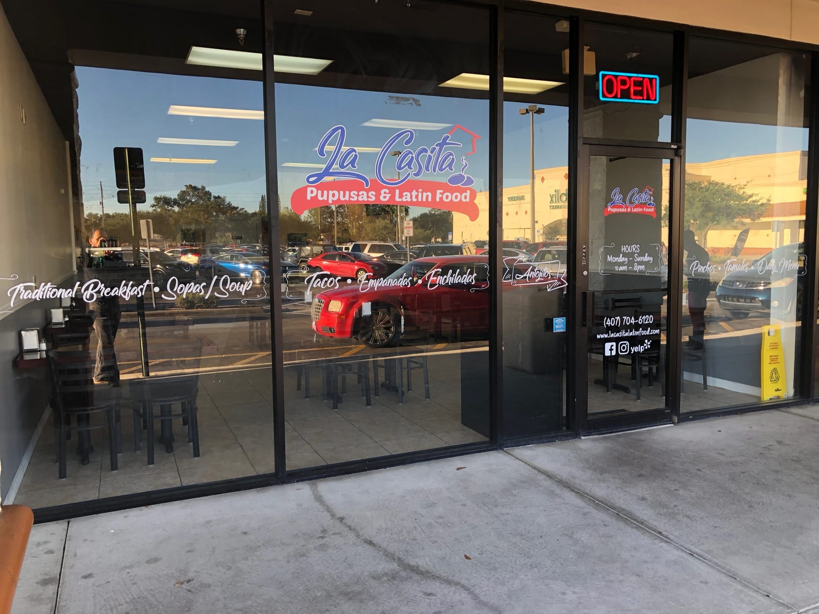 La Casita Pupusas & Latin Food