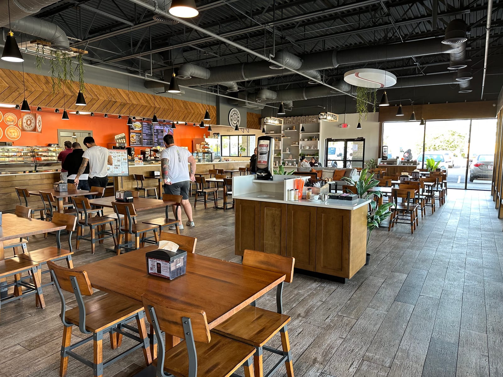 Mecatos Bakery & Café