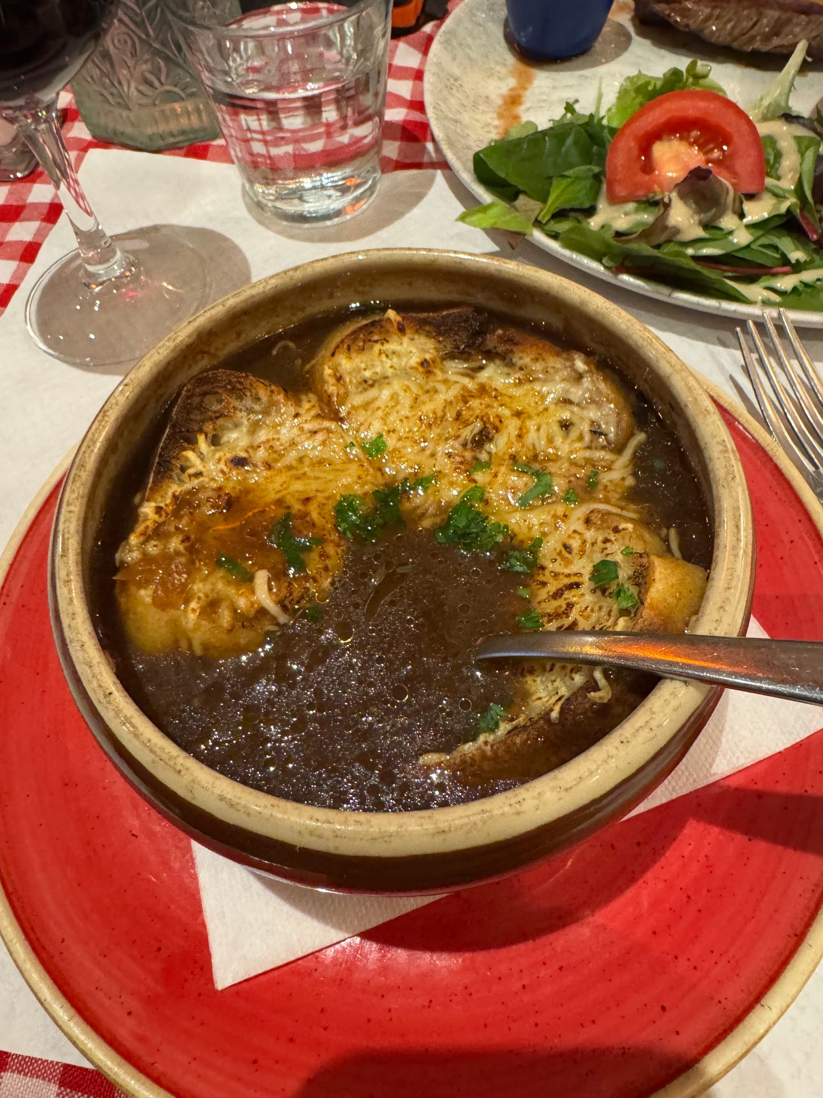 Au Xv Du Rond Point (Champs-Élysées)