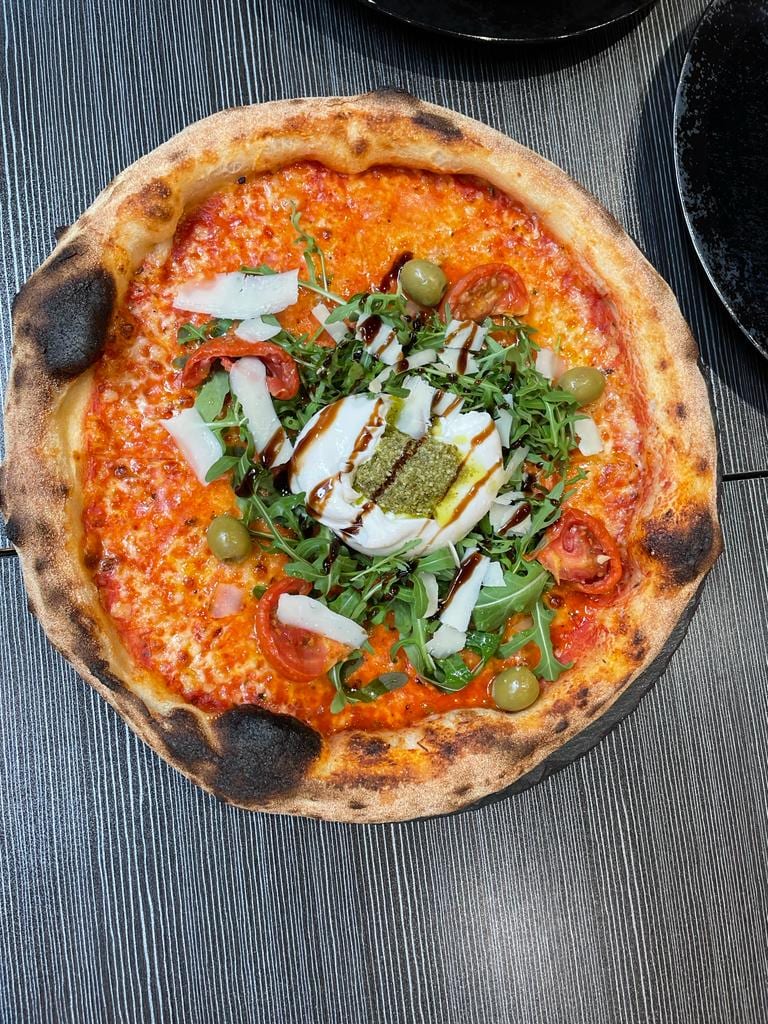 Captain's Pizza