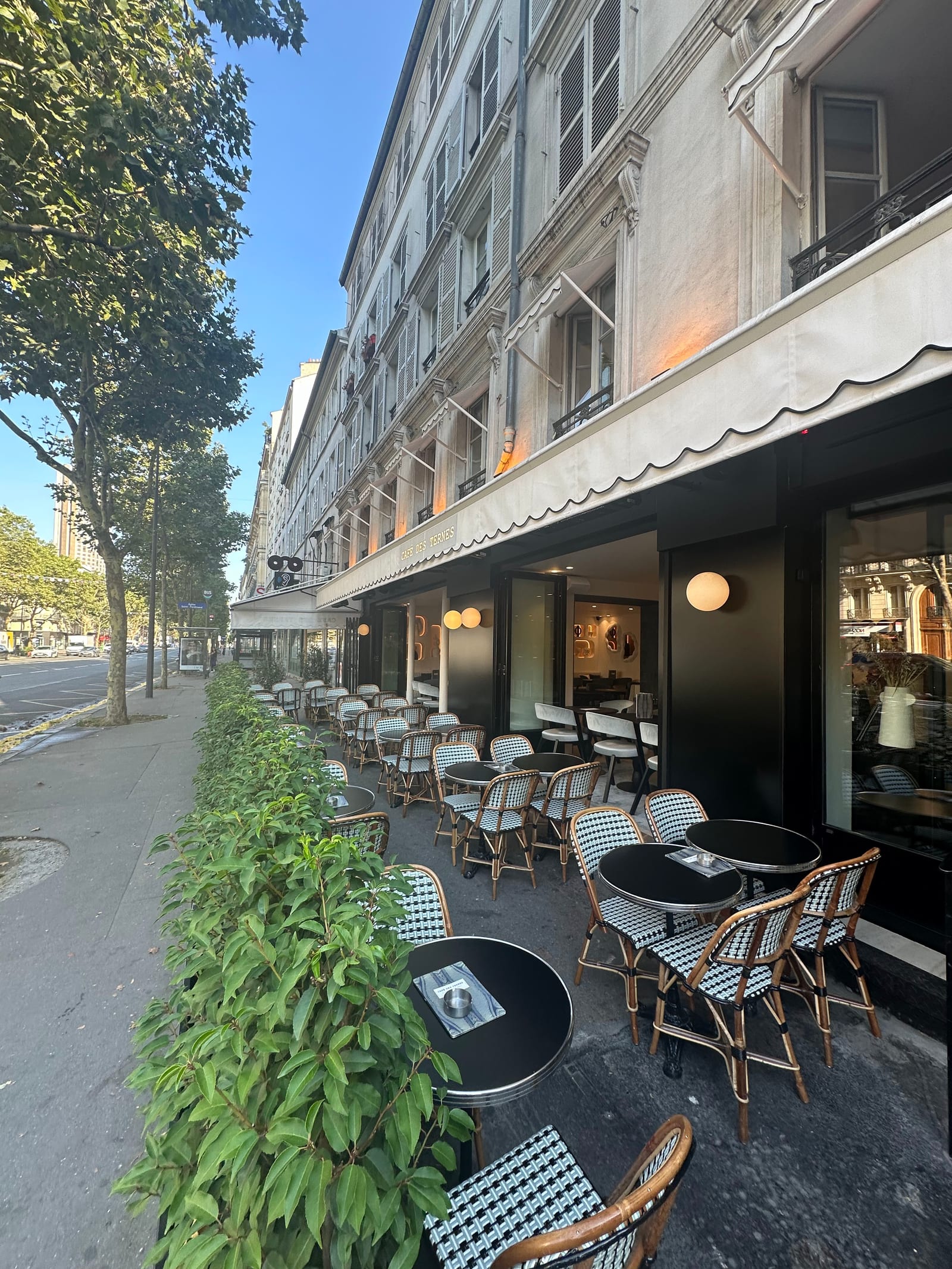 Le Café Des Ternes