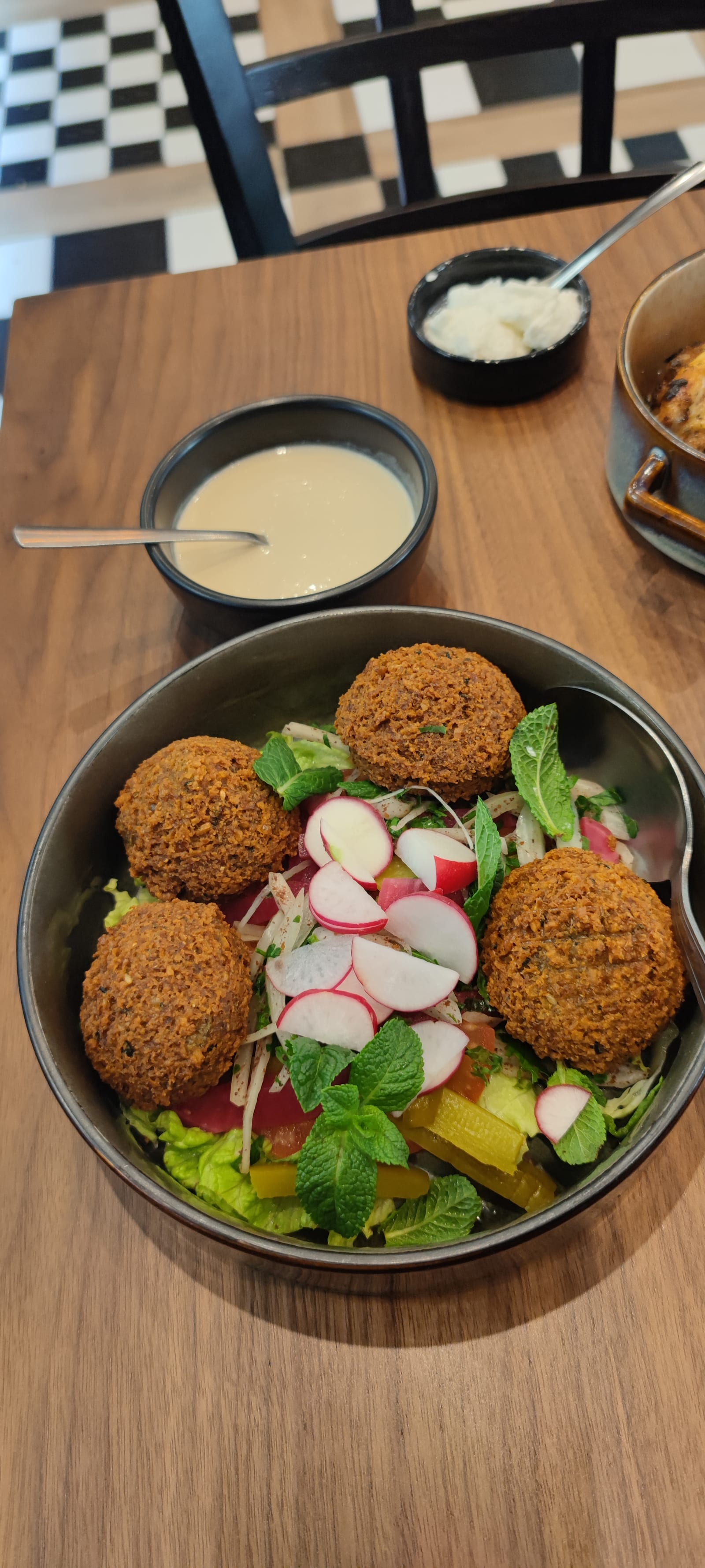 Thym Sauvage Lebanese Food