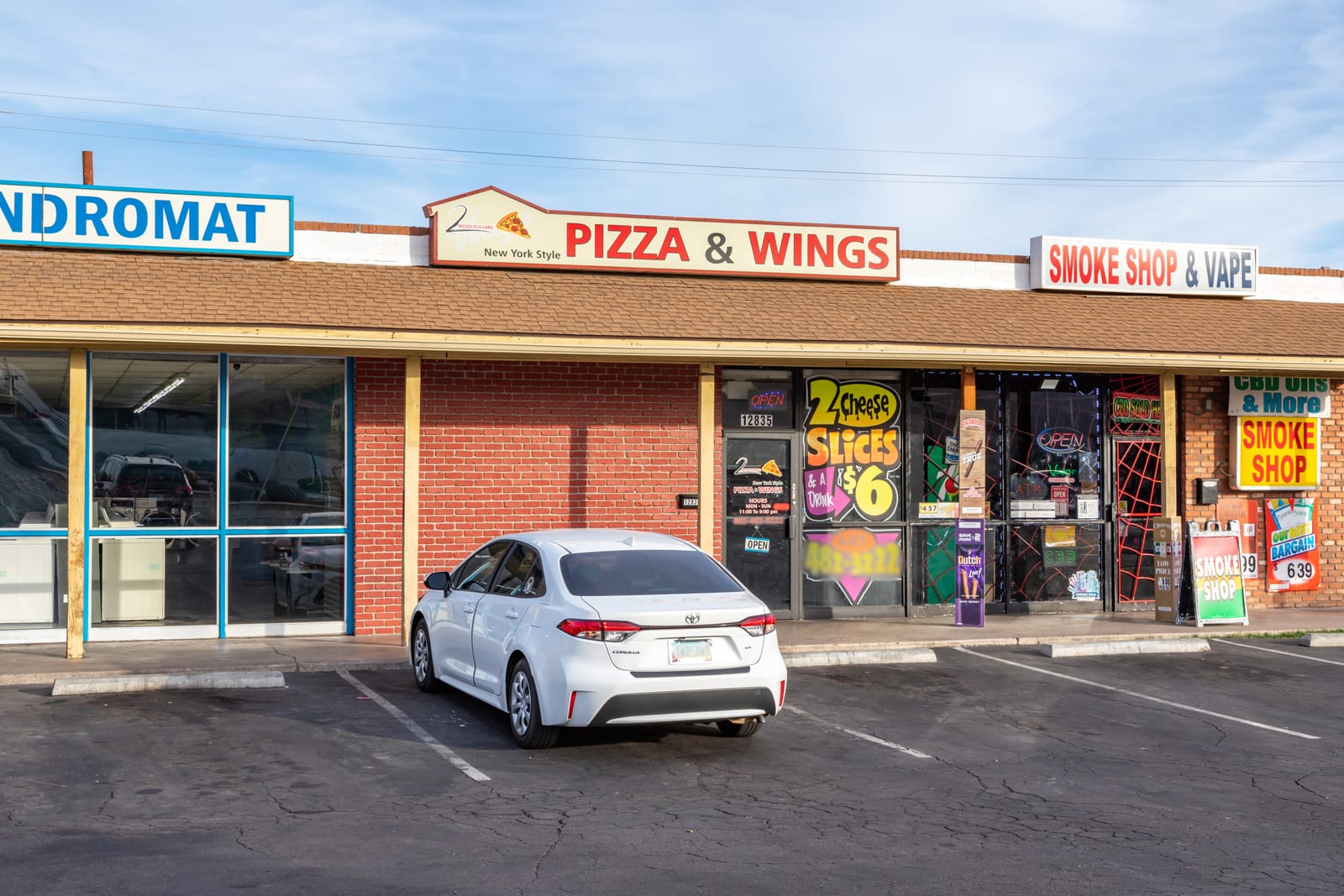 2 Brothers NY Pizza & Wings