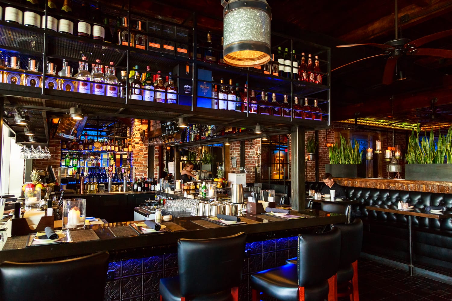 Bobby-Q BBQ Restaurant and Steakhouse