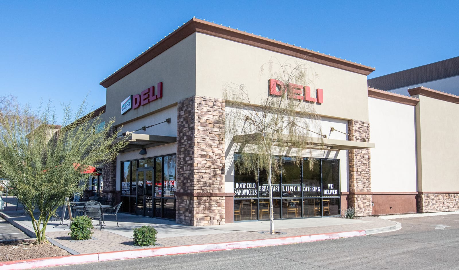 Delizia Deli & Café