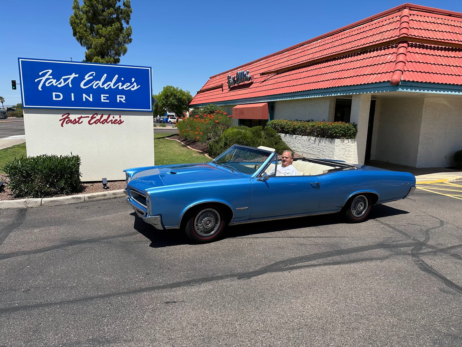 Fast Eddie's Diner