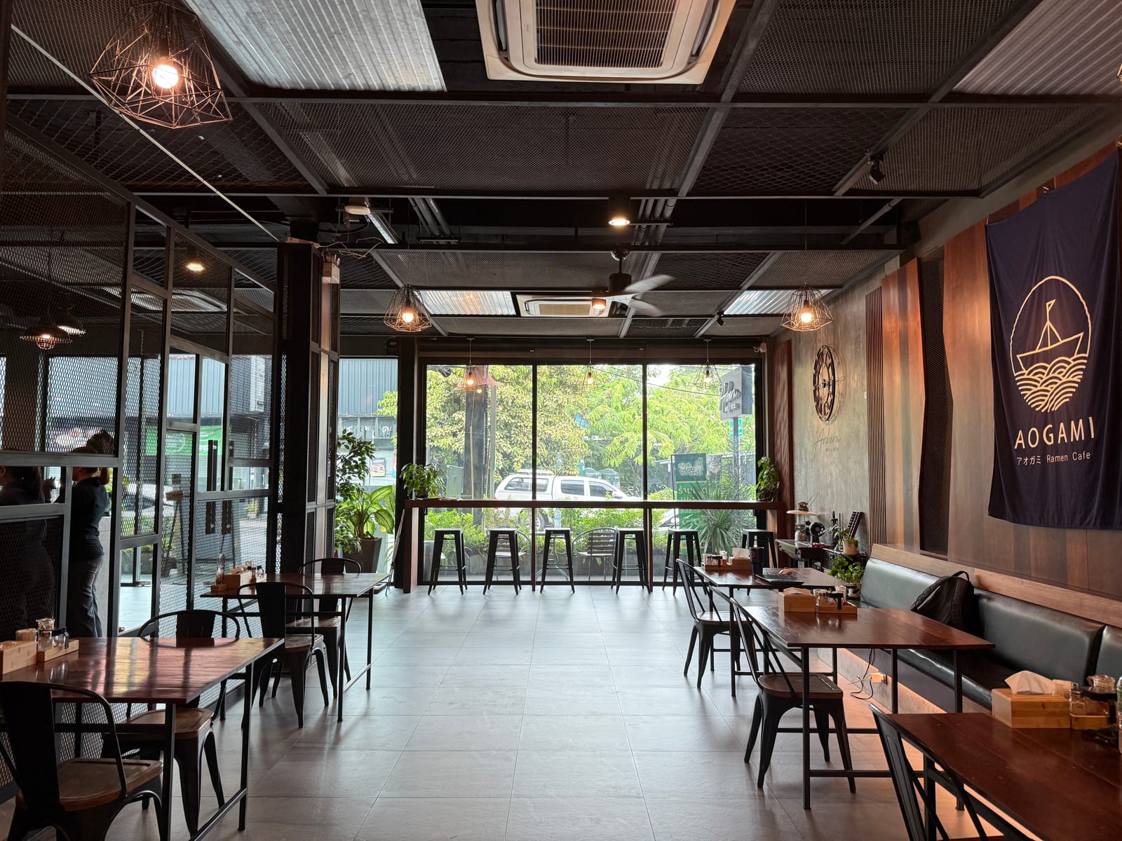 Aogami Ramen Cafe アオガミ