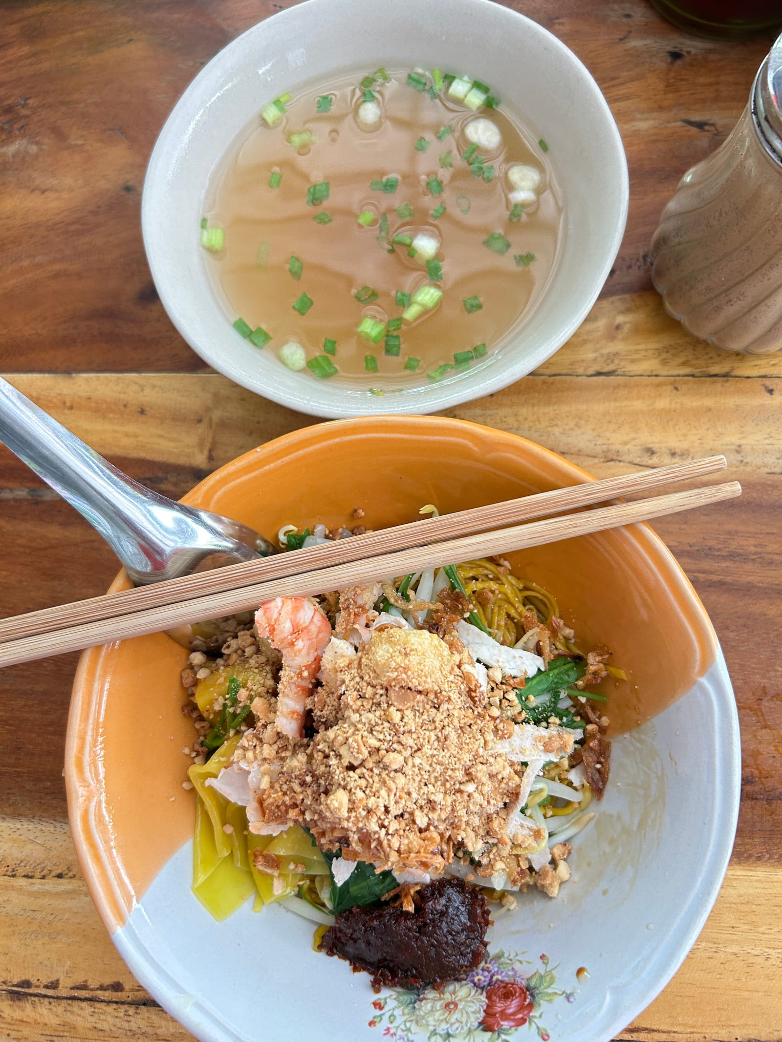 Larn Prawn Noodle Soup
