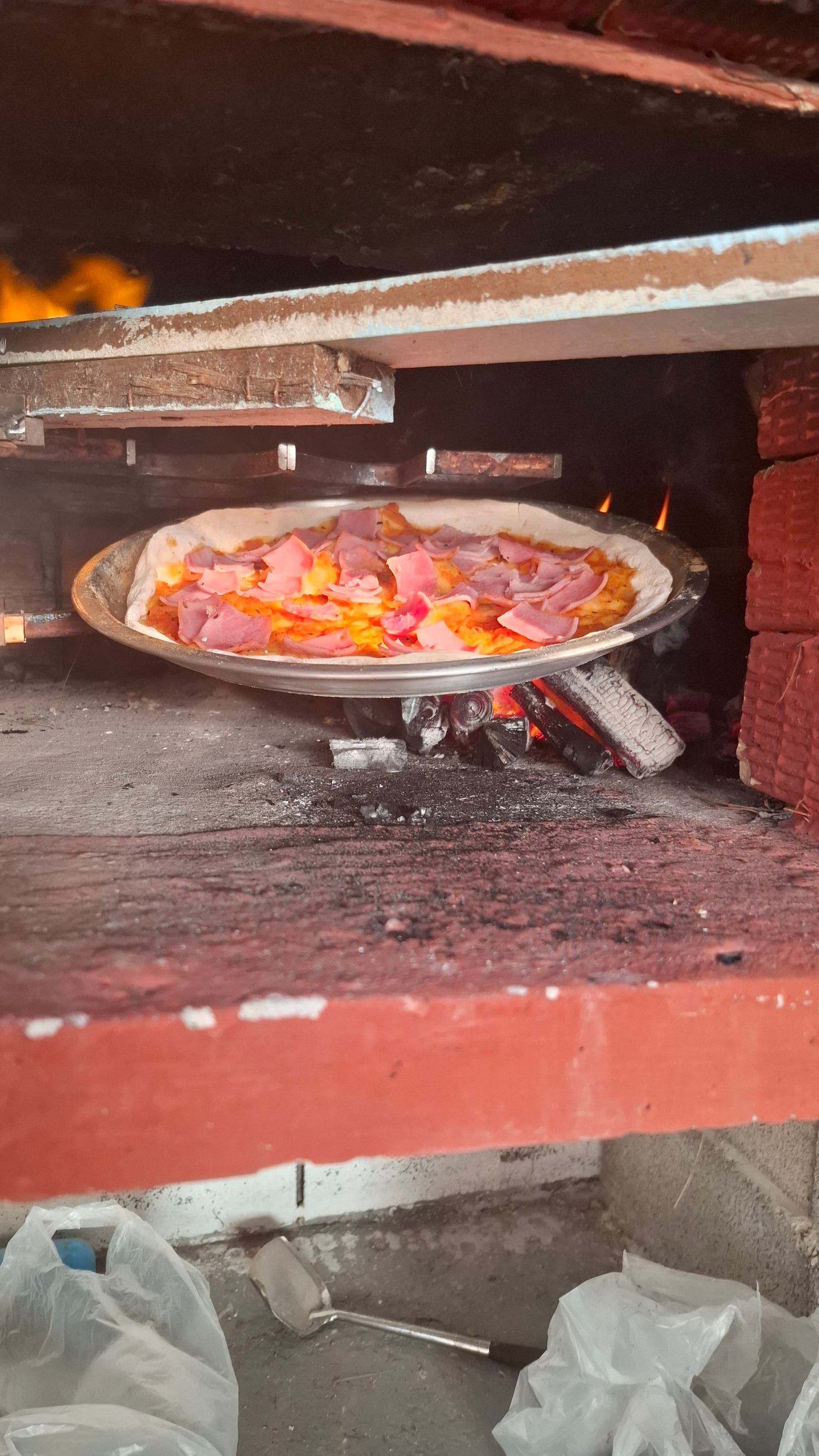 Mum Pizza ( Naiyang 1 )