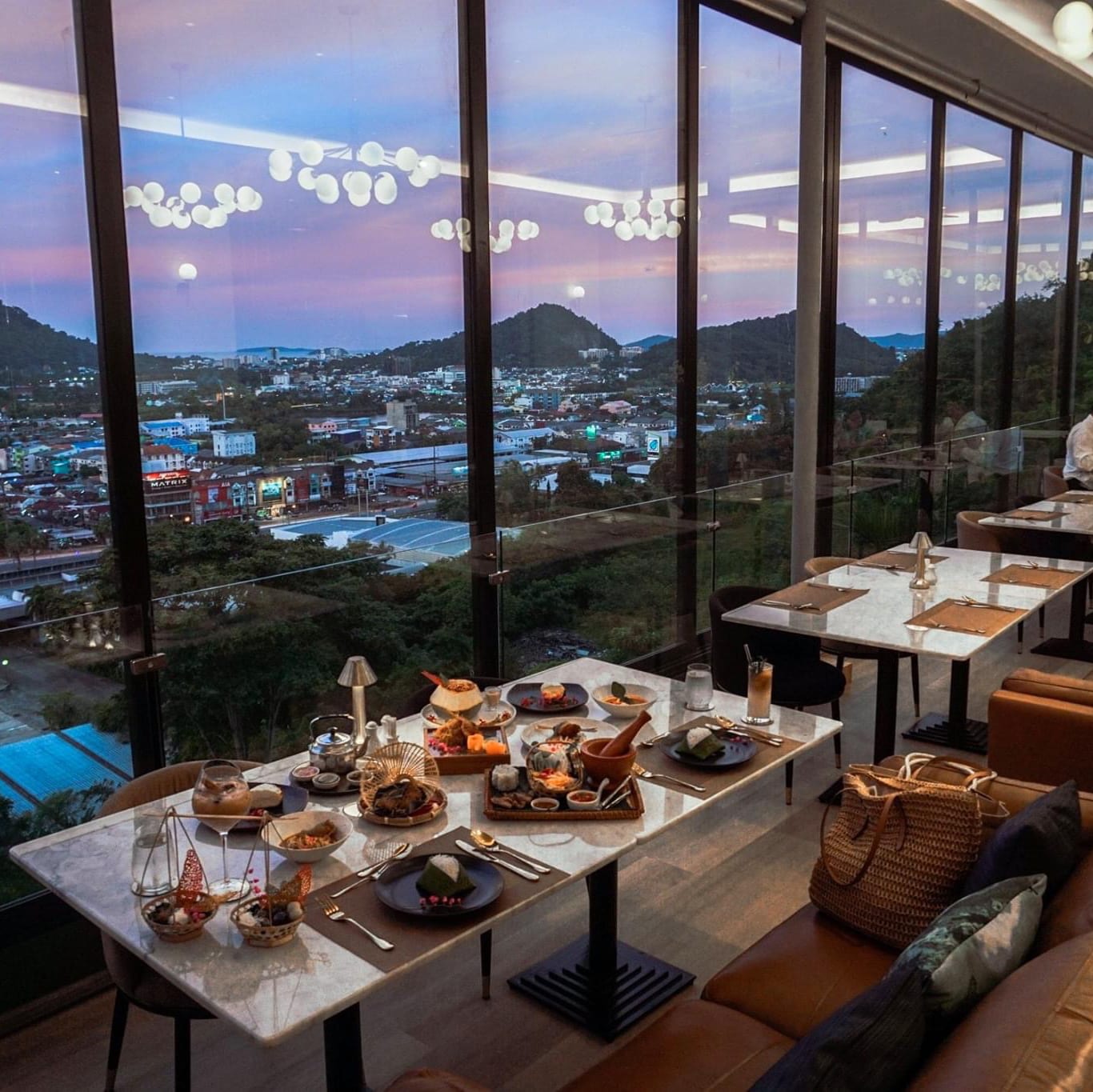 Plearn Restaurant