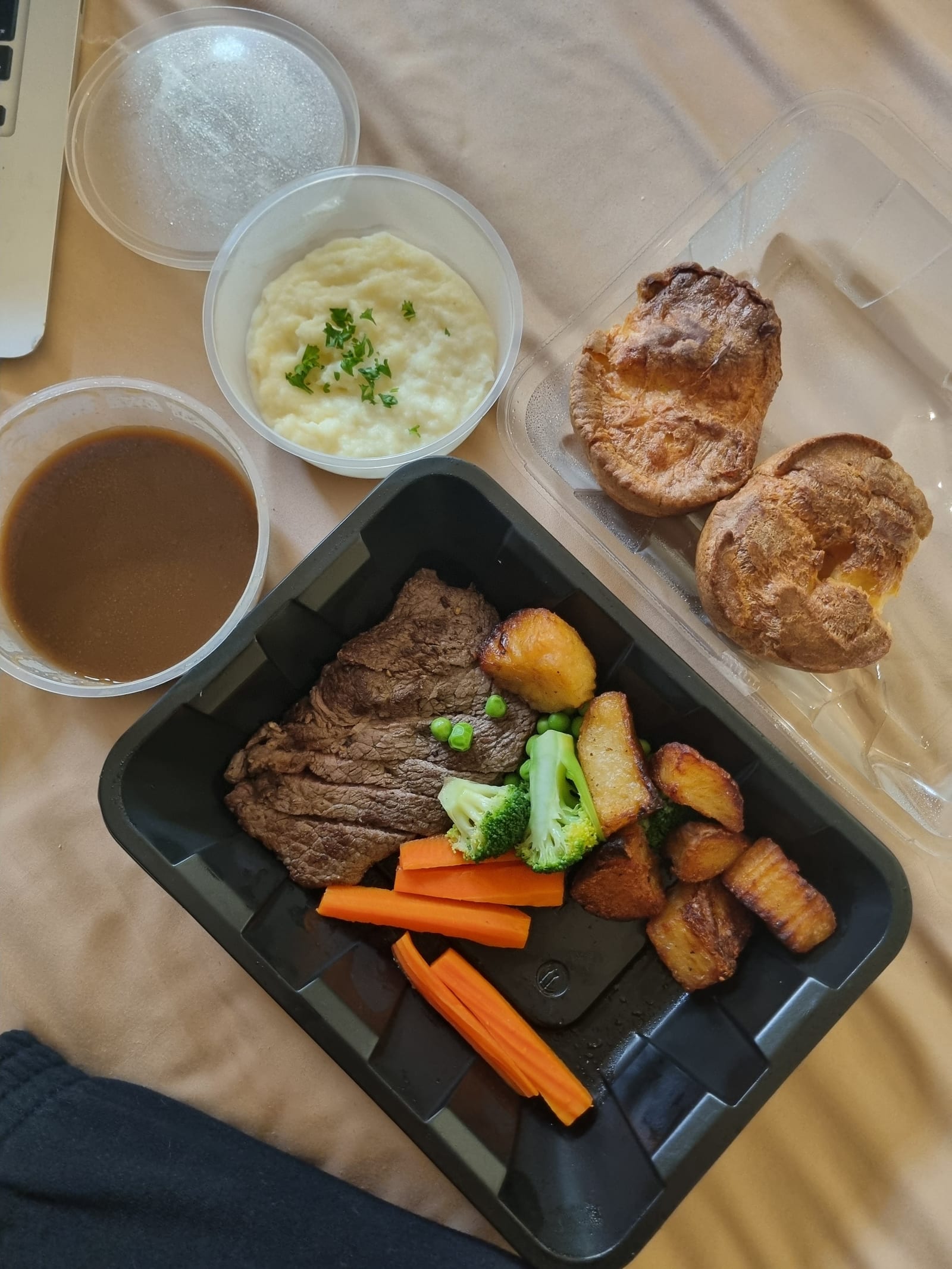 Reyn's Bar & Restaurant