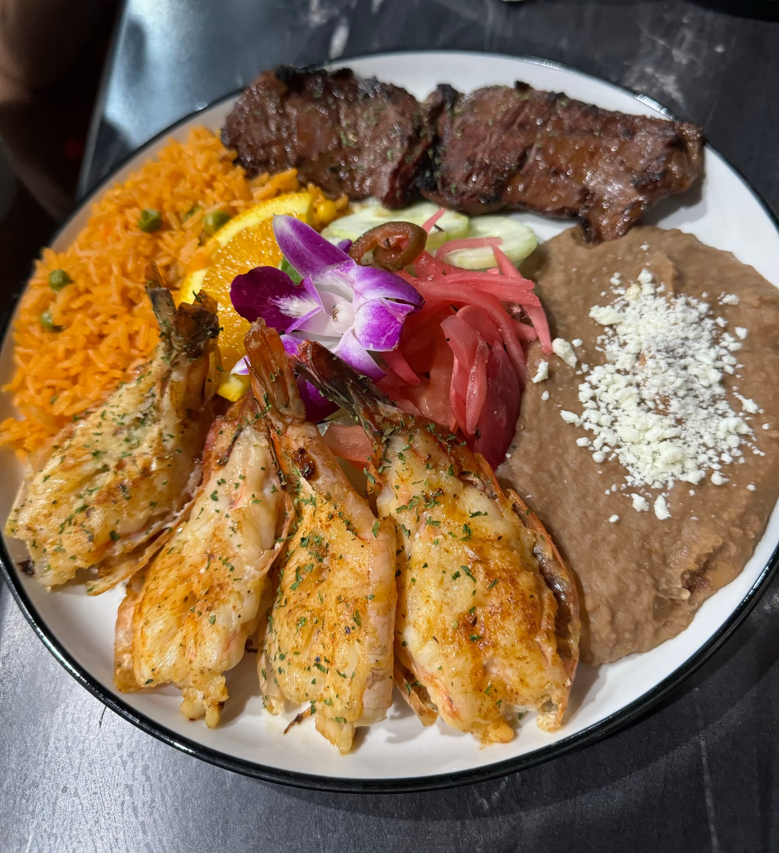 Ruta Del Mar Mariscos Bar & Grill