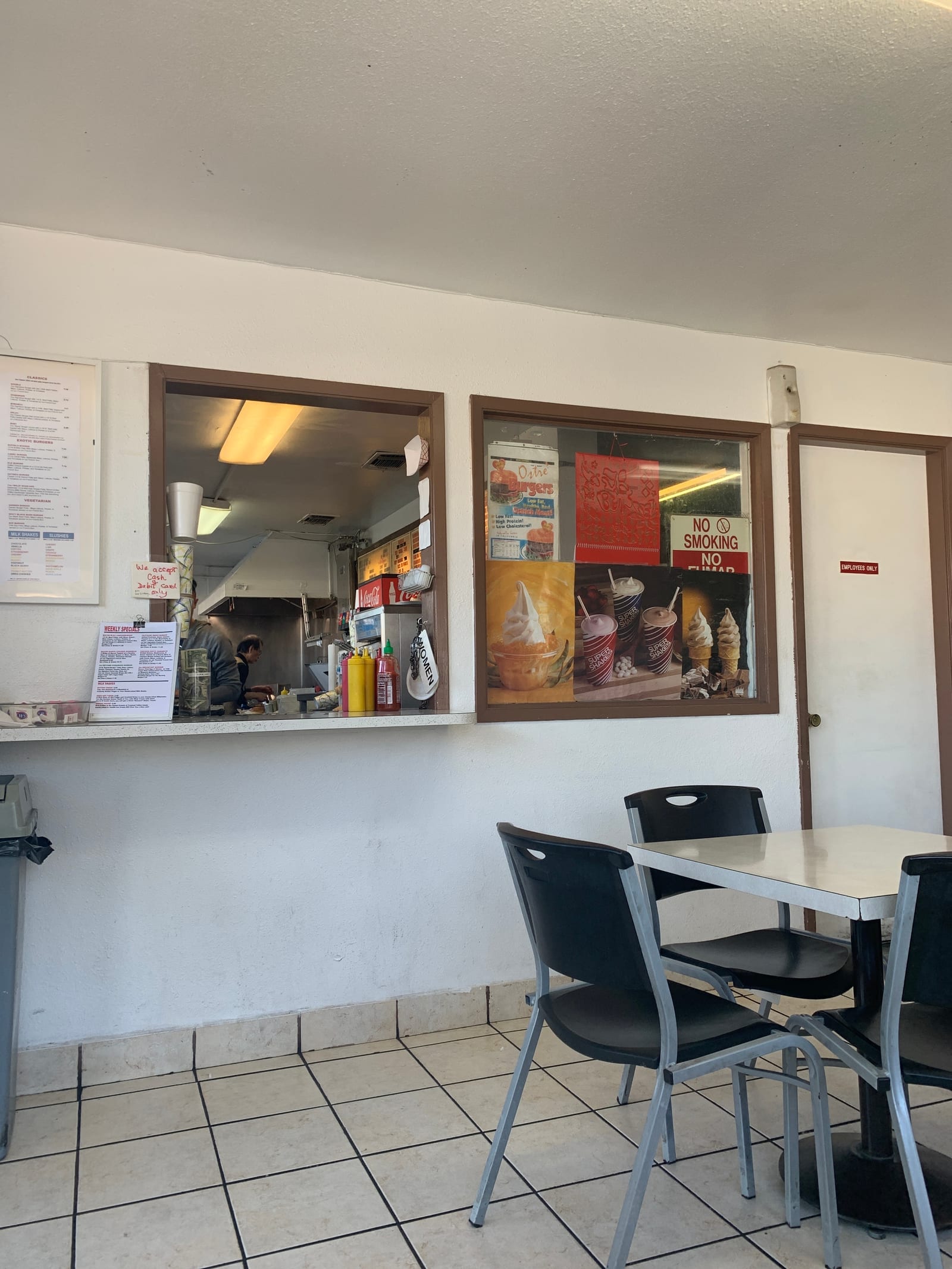 Cookie's Drive In