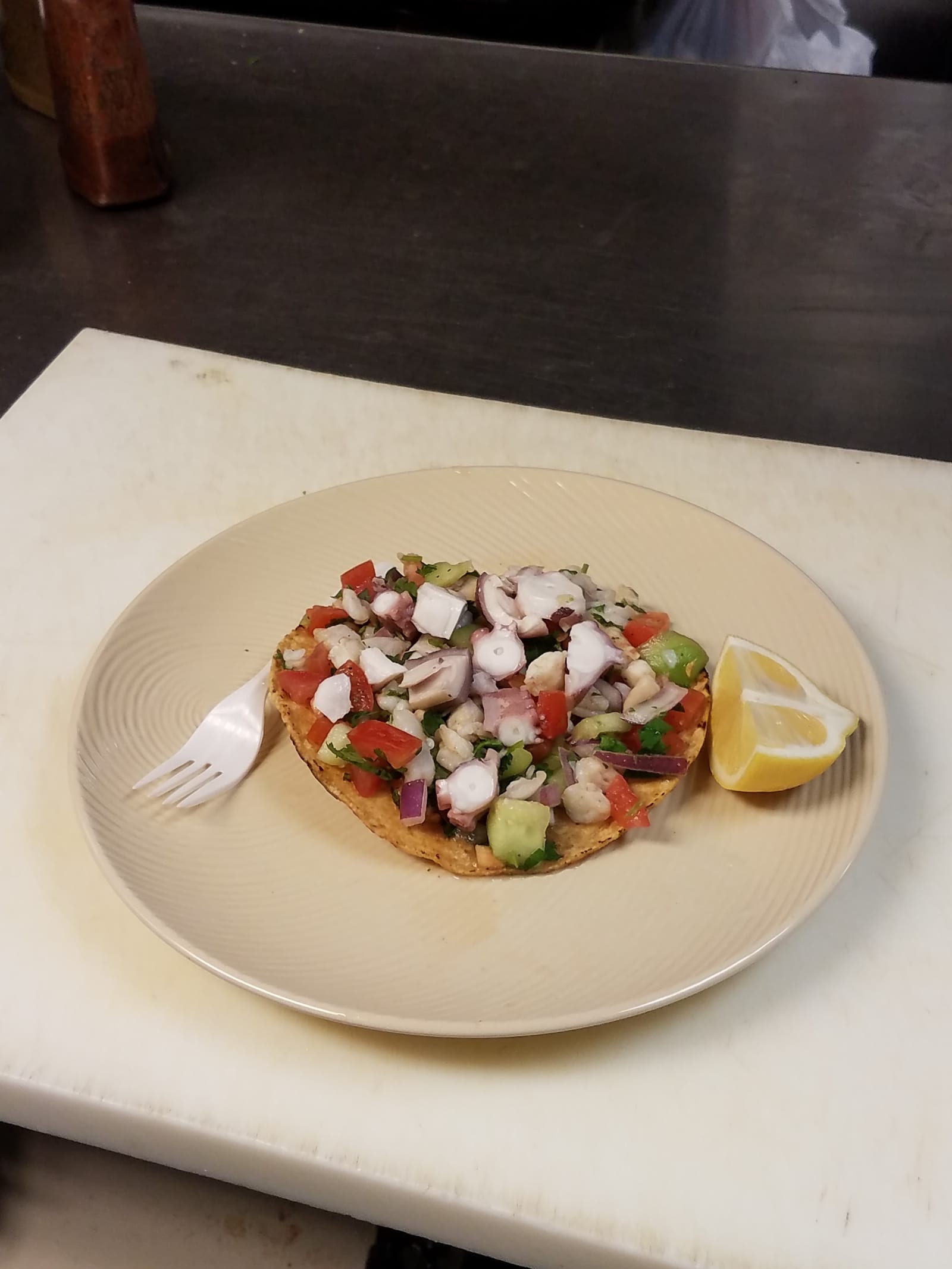 El Gallo Giro Tacos Y Mariscos