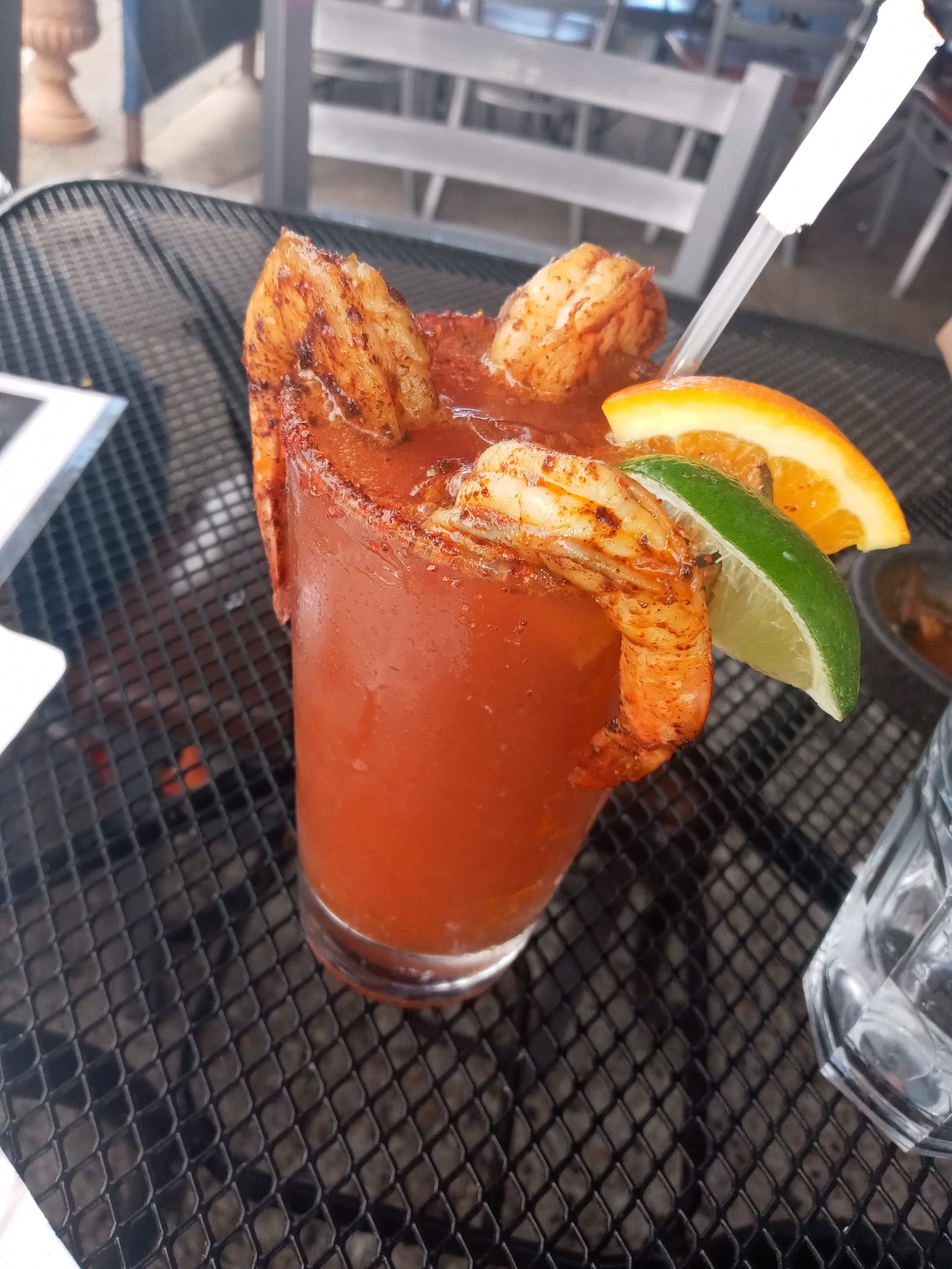 Florez Bar & Grill
