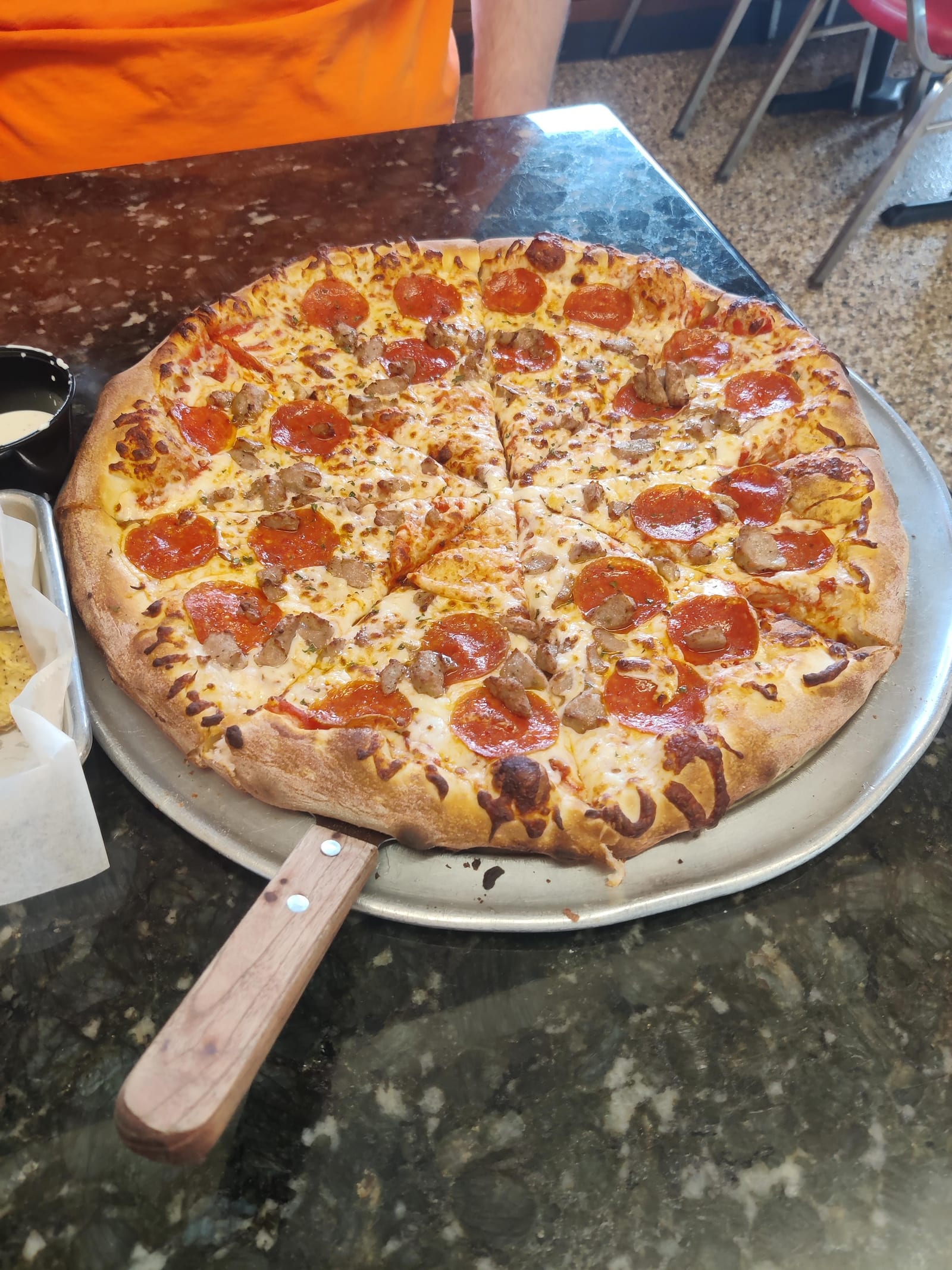 Alamo Pizza & Wings