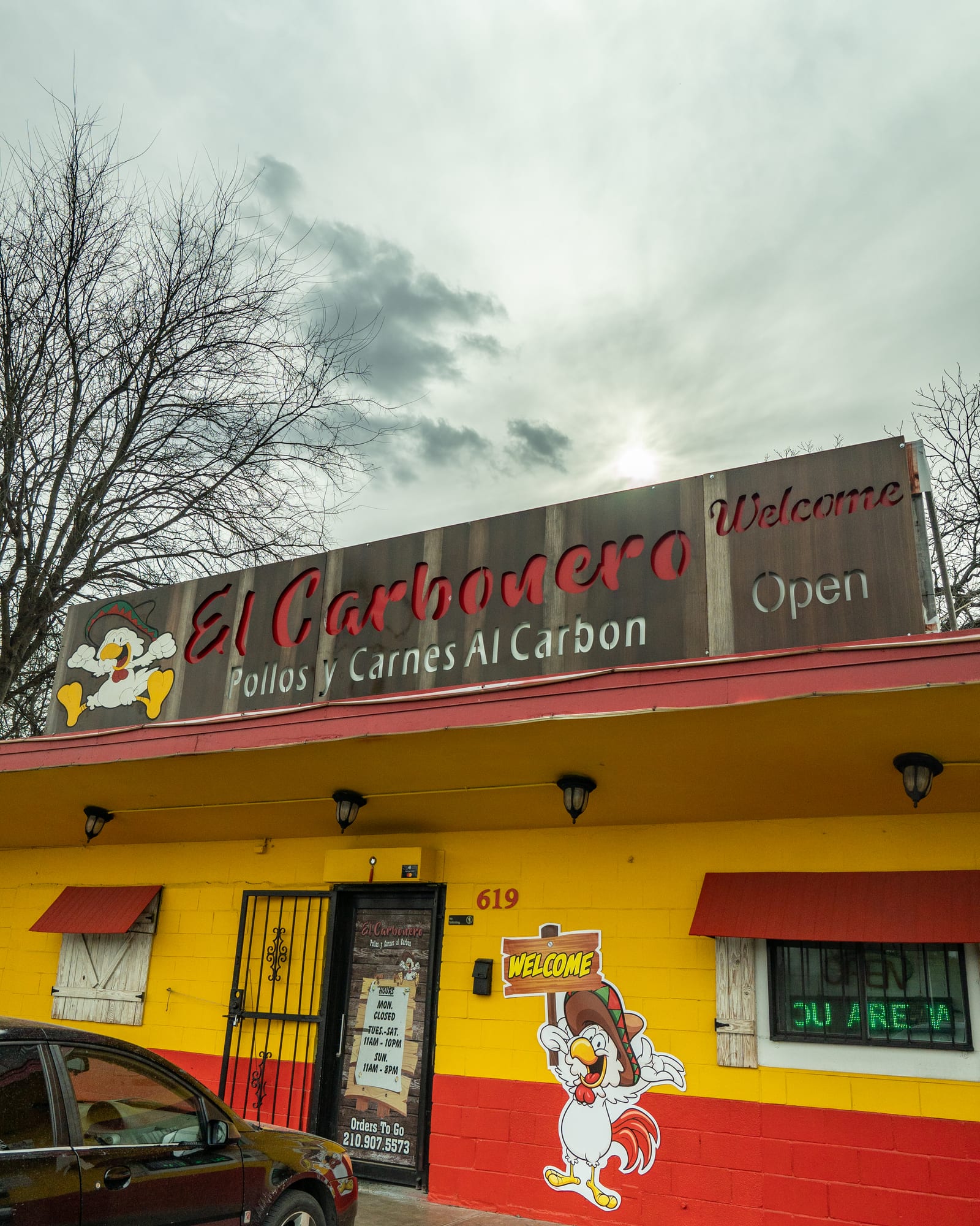 El Carbonero Pollos Asados