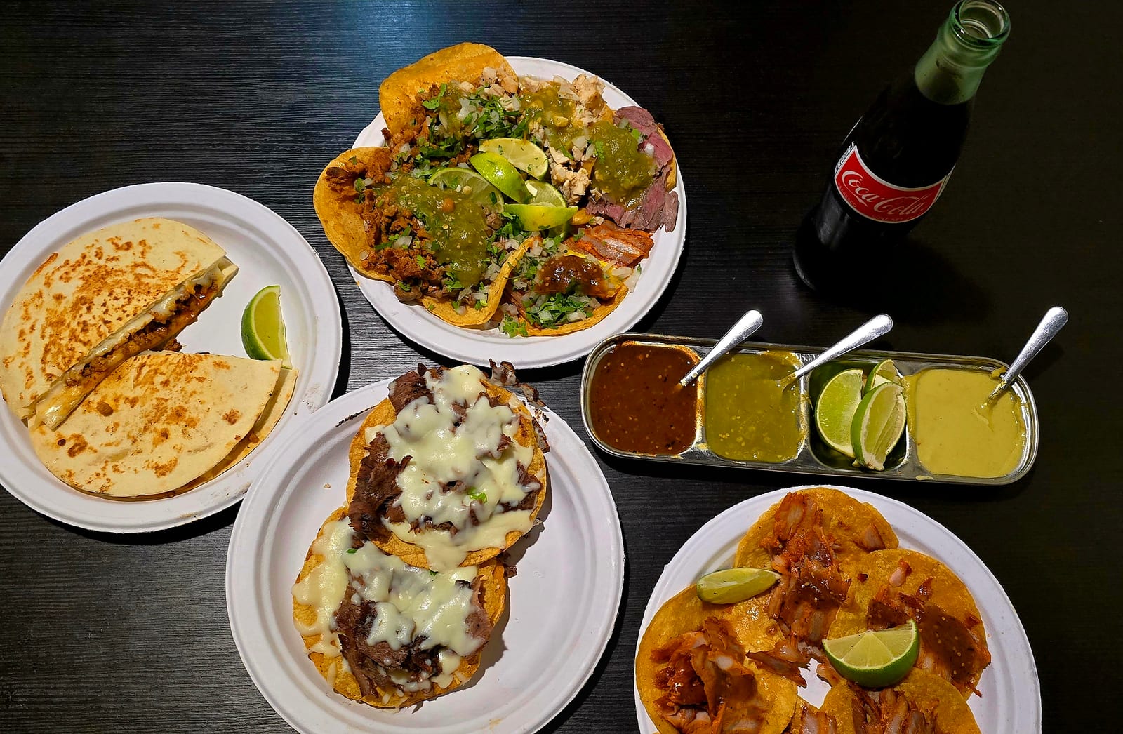 Los Trompos Tacos de Barrio