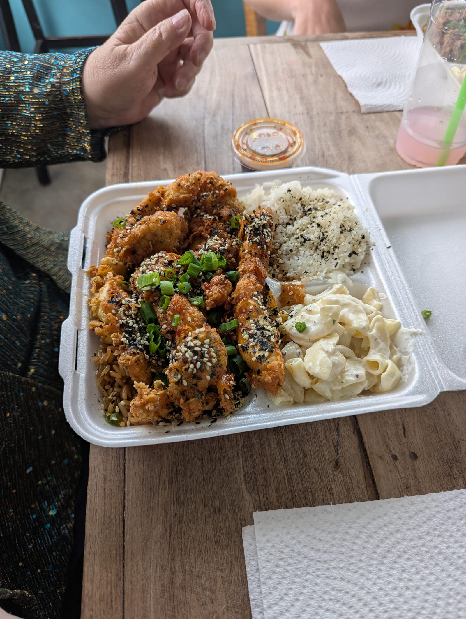 Maui's on Main
