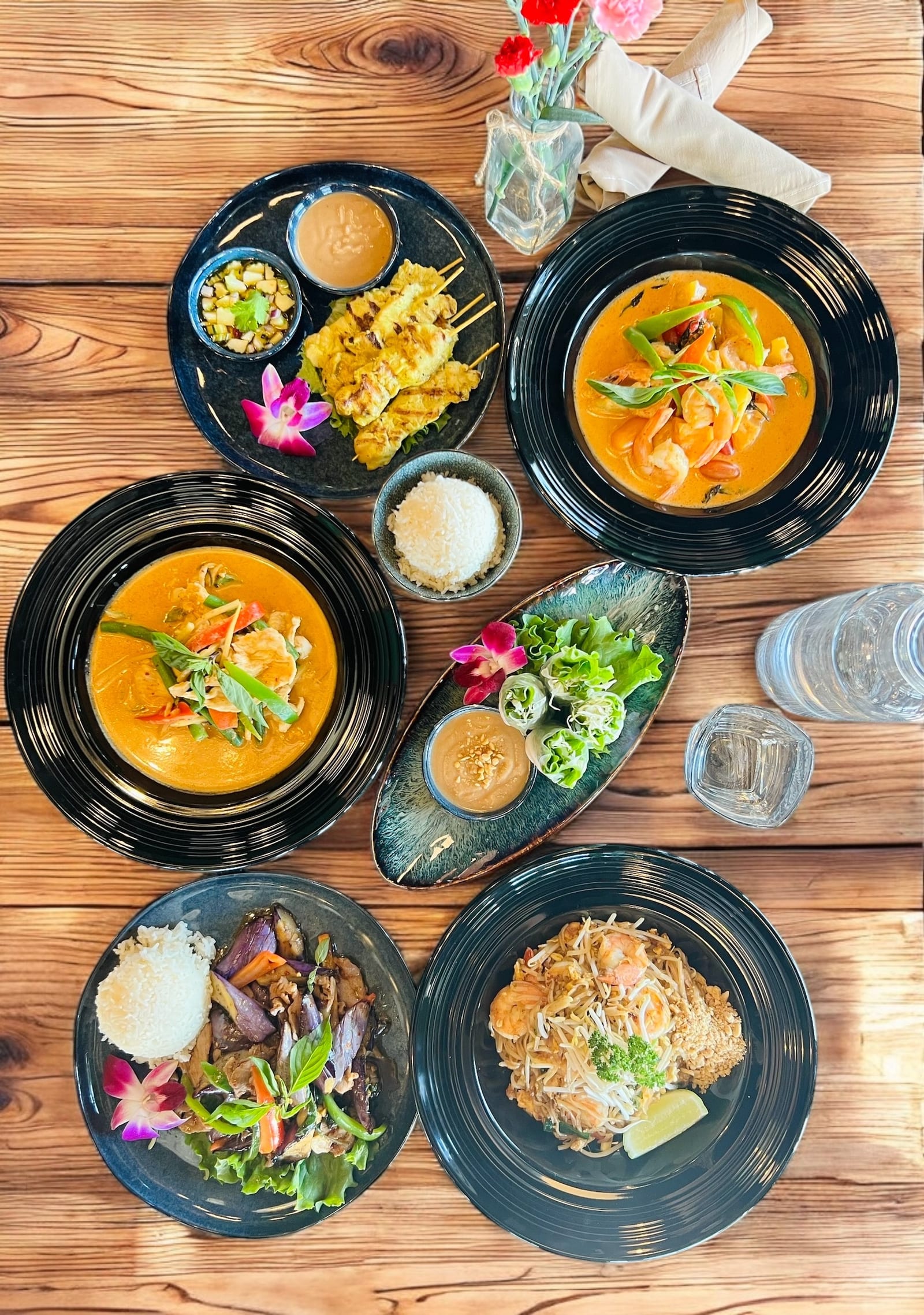 Sip Saam Thai of San Antonio