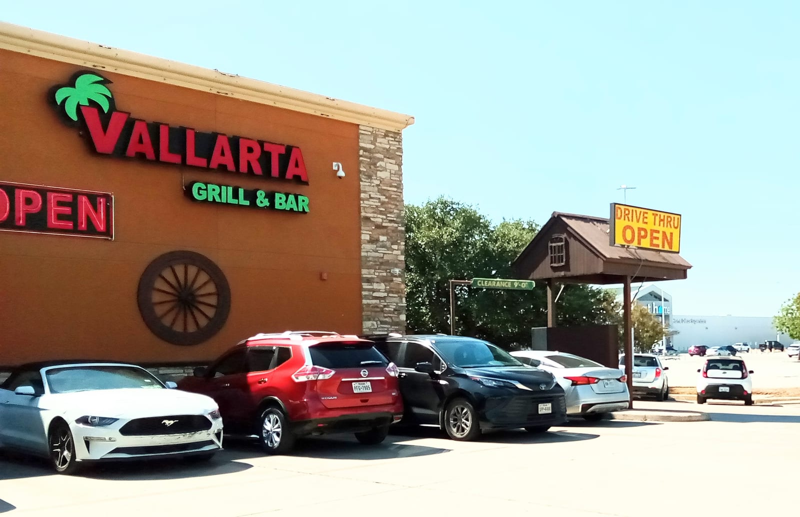 Vallarta Grill & Bar