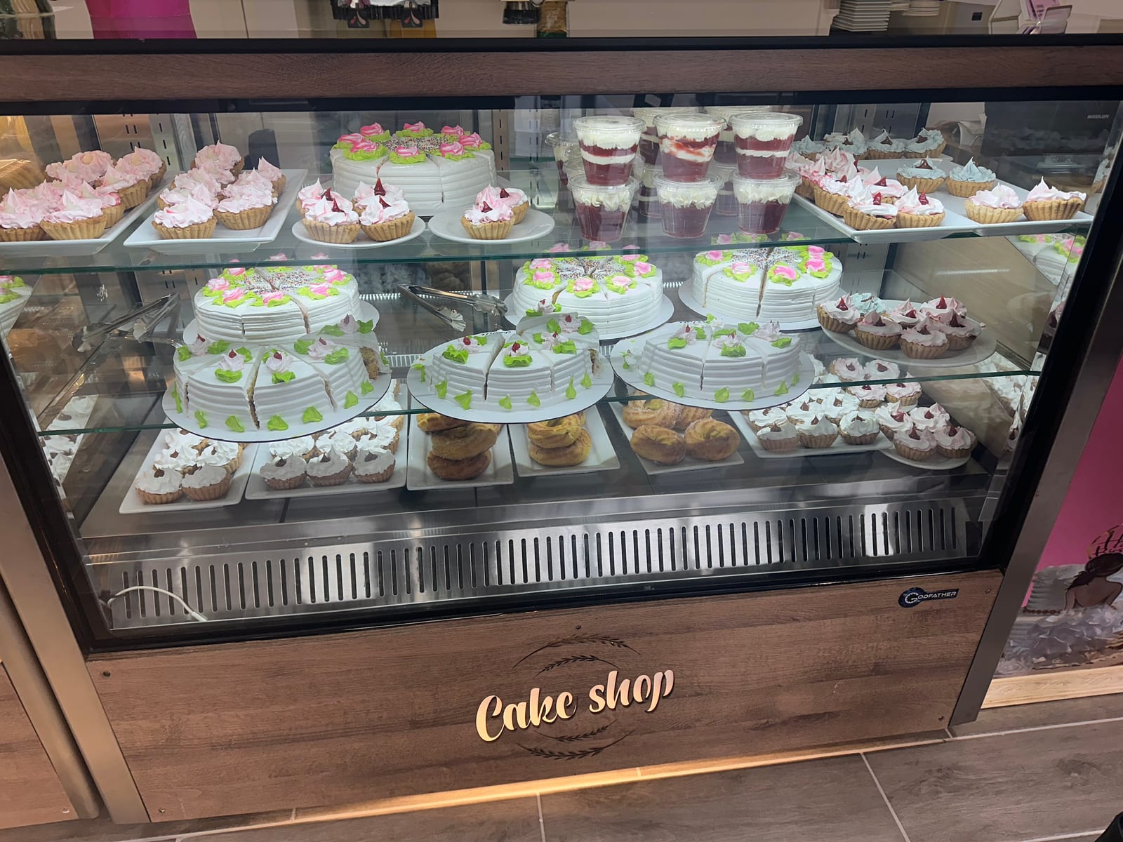 Yodaly Bakery