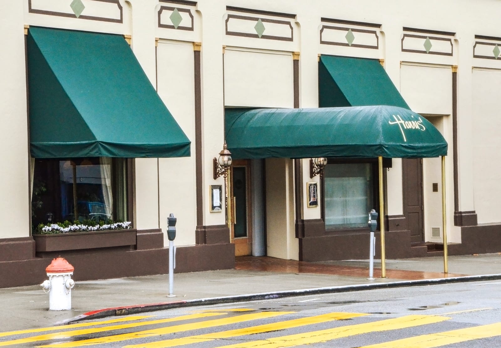 Harris' Restaurant