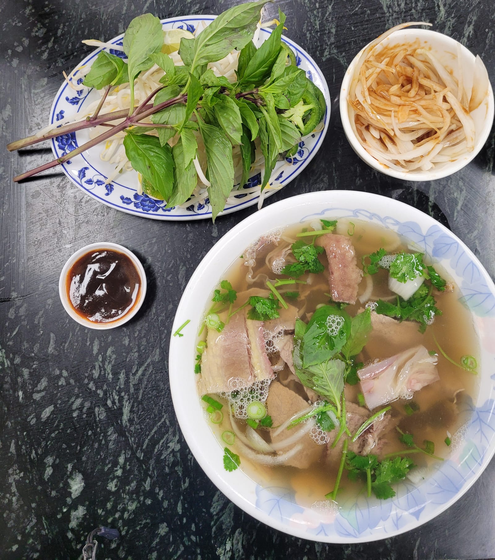 Phở Ý #1 Noodle House