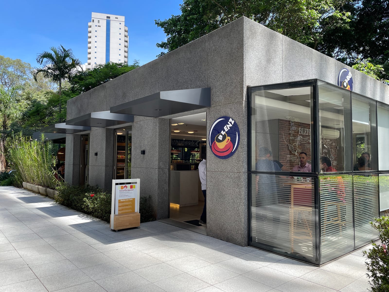 Dudas Caires Restaurante