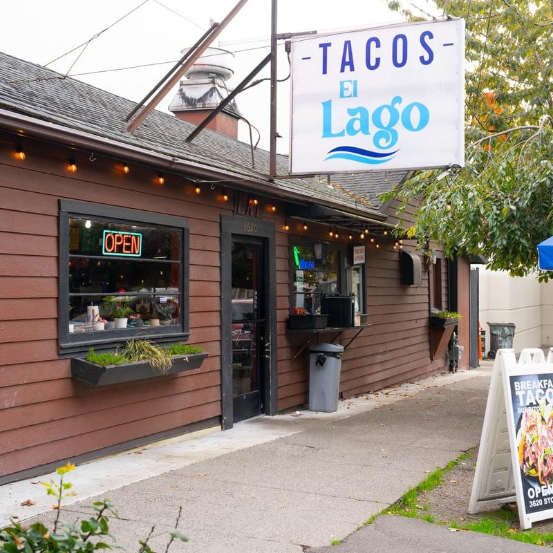 Tacos El Lago