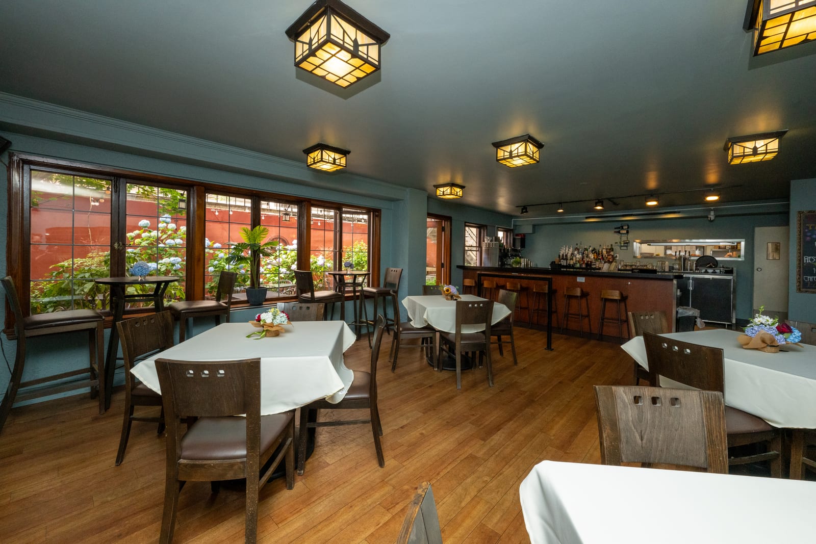 The Rho Café