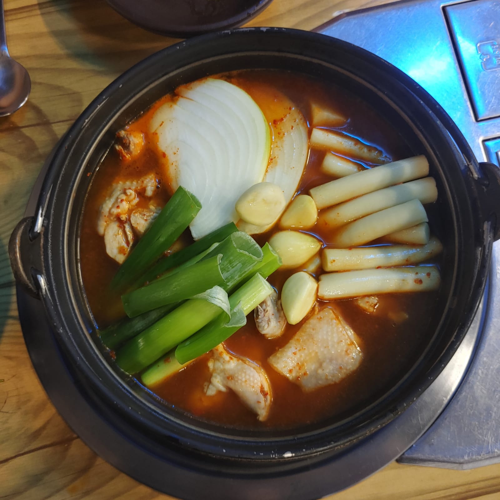 와룡동 닭매운탕