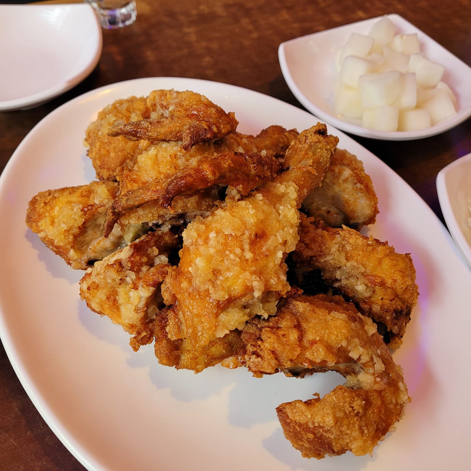Born-to-Be Garlic Chicken Hof Namyeong Station