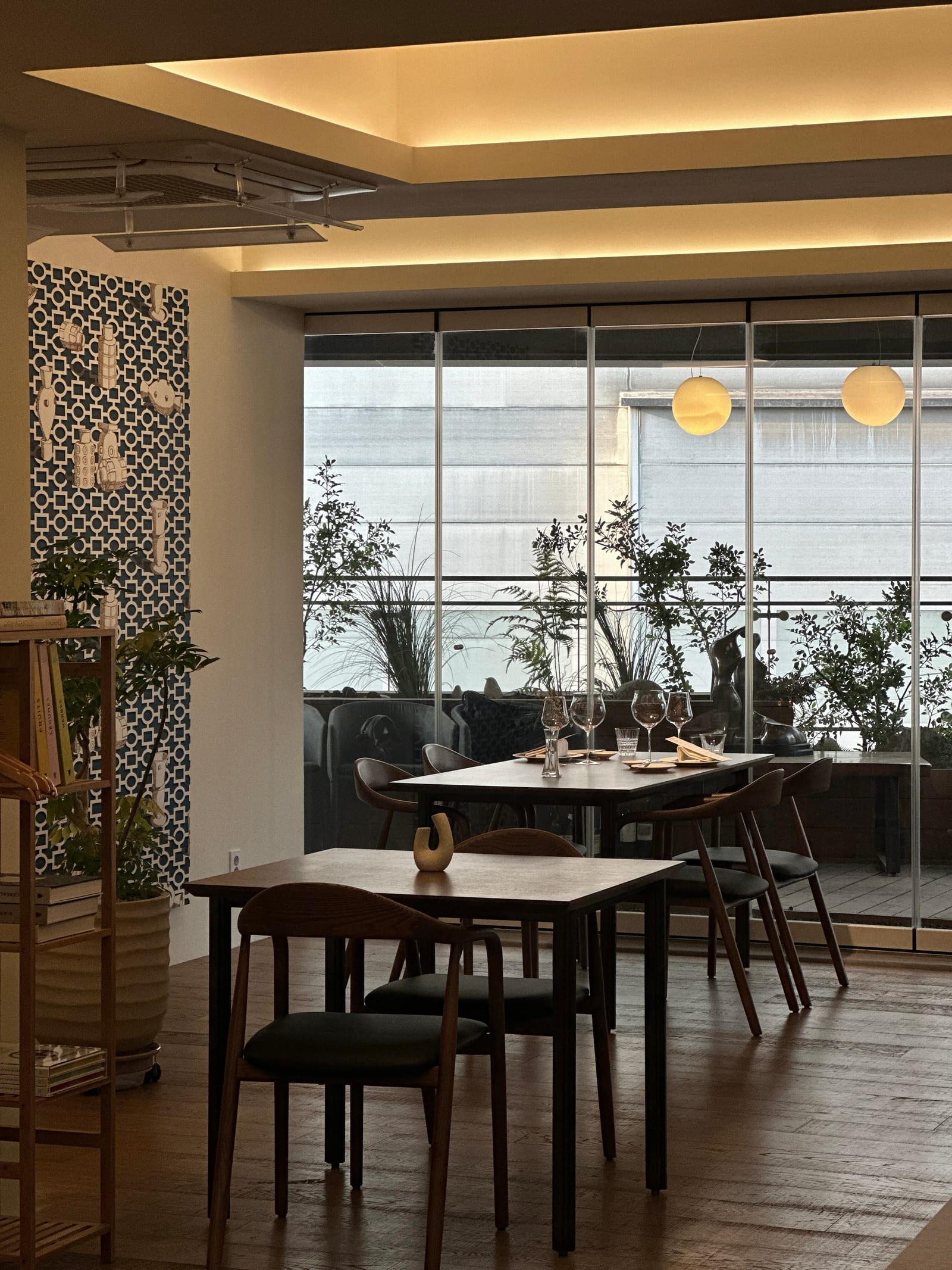 레스토랑 온 Restaurant On