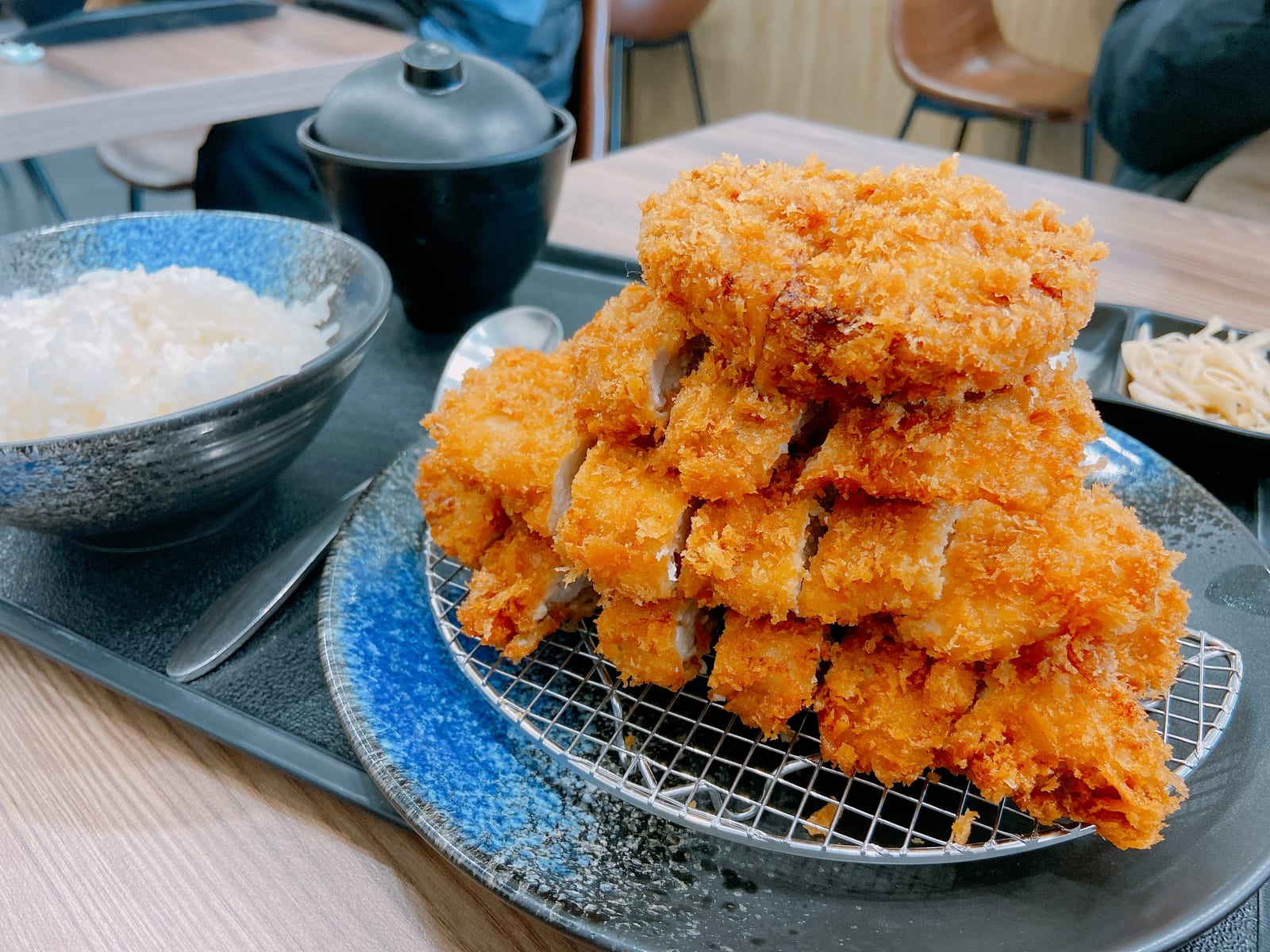 极上手作豬排店
