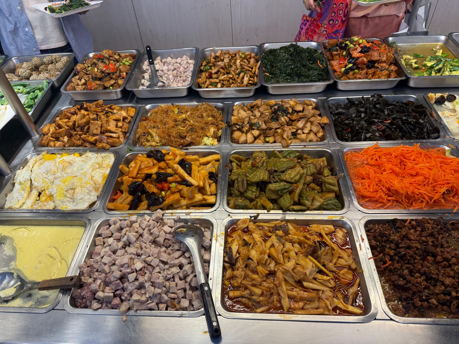 佳佳素食自助餐