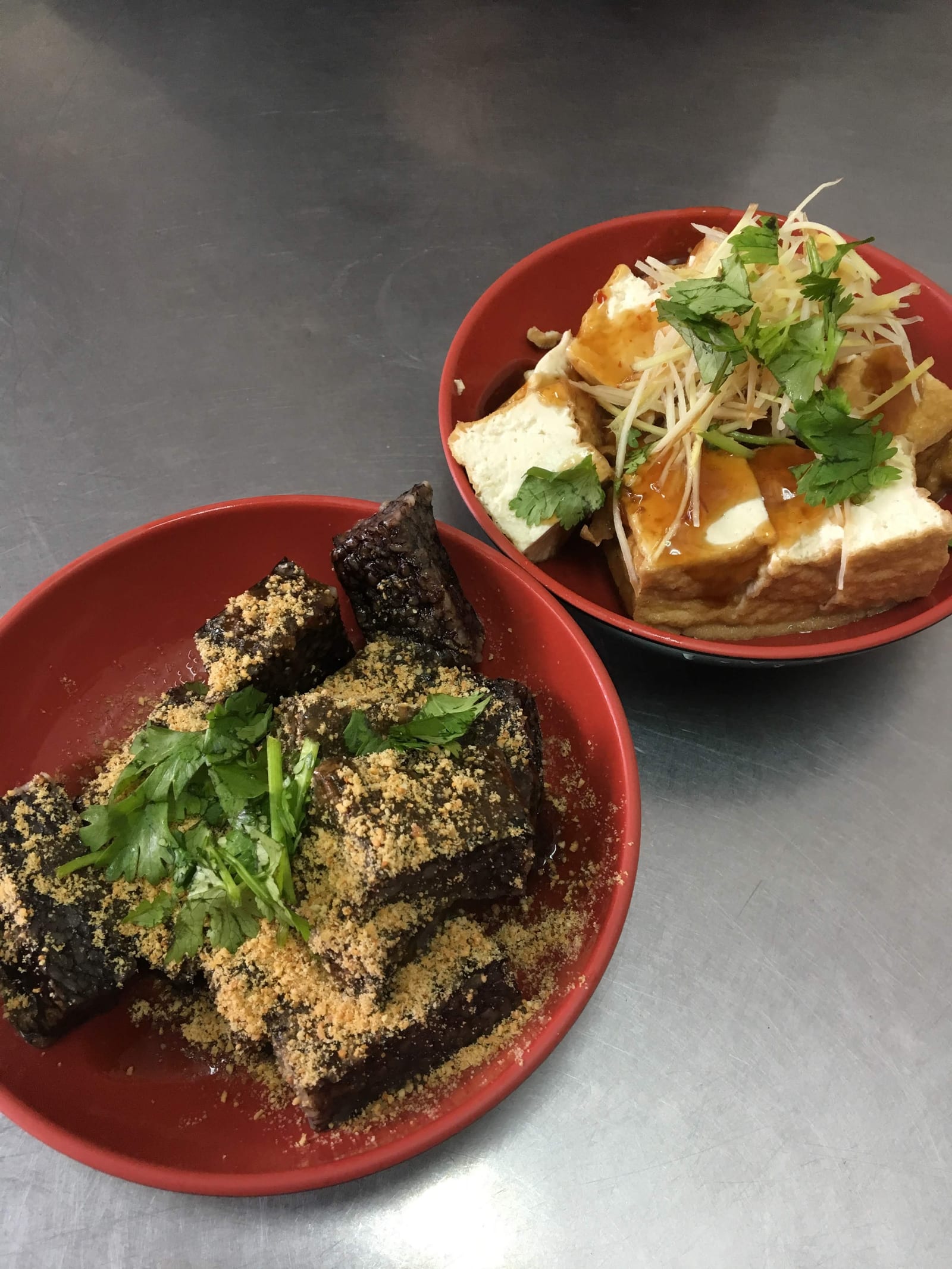 雙連蚵仔麵線-雙連捷運站1號出口右手邊