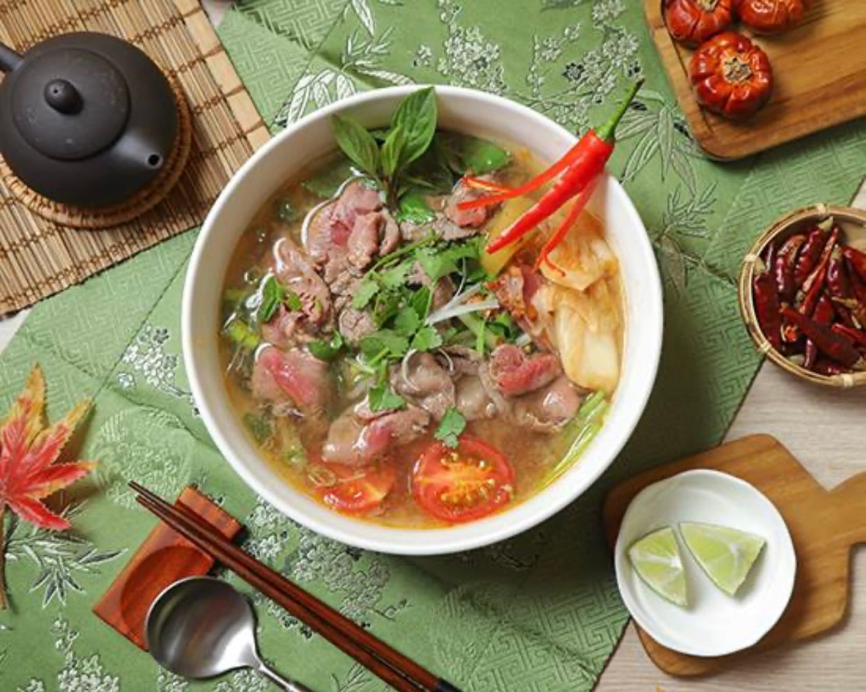 一碗越香 越南牛肉河粉 士林捷運店 Phở Bát Hương