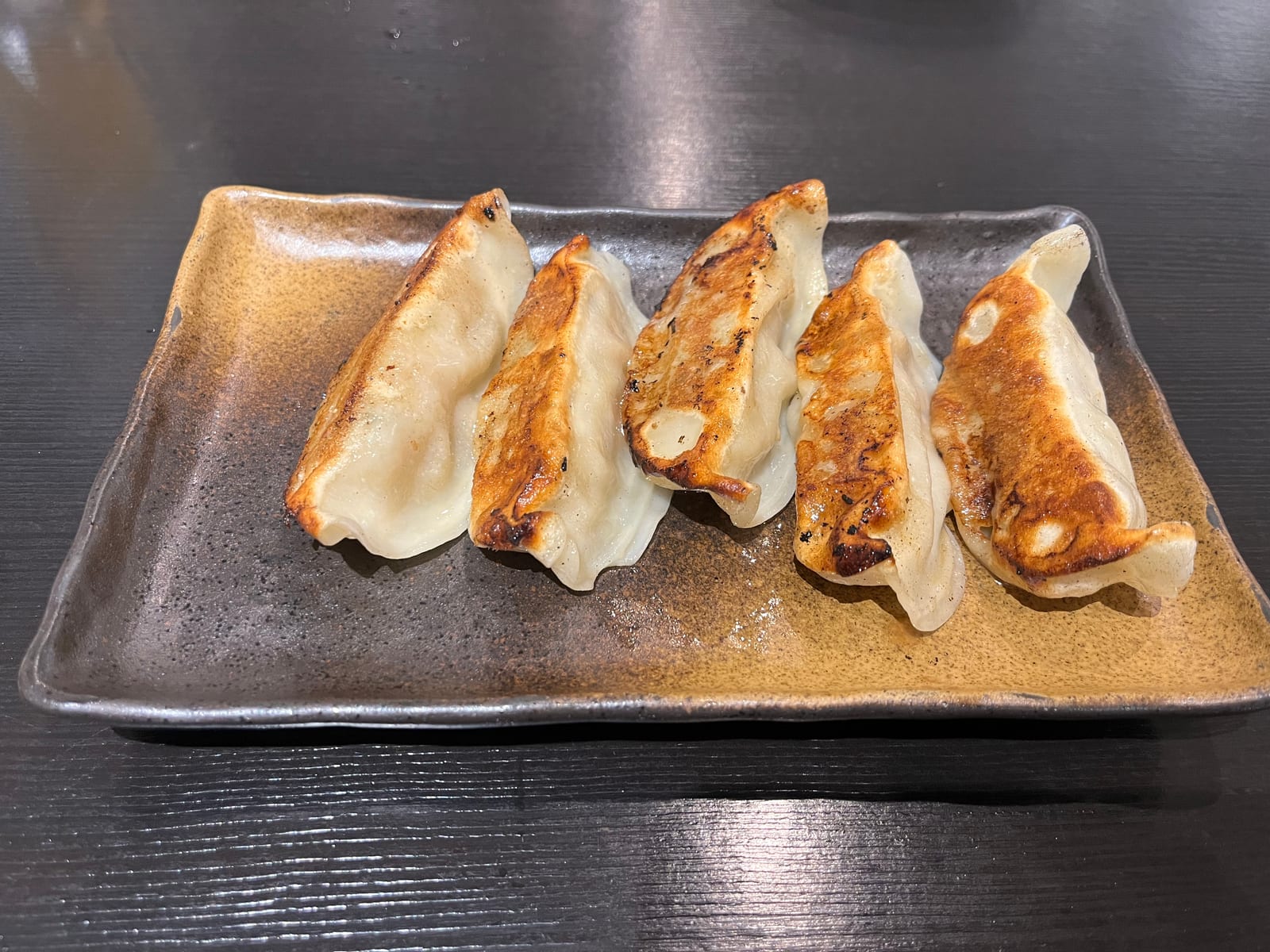 天福 餃子酒場