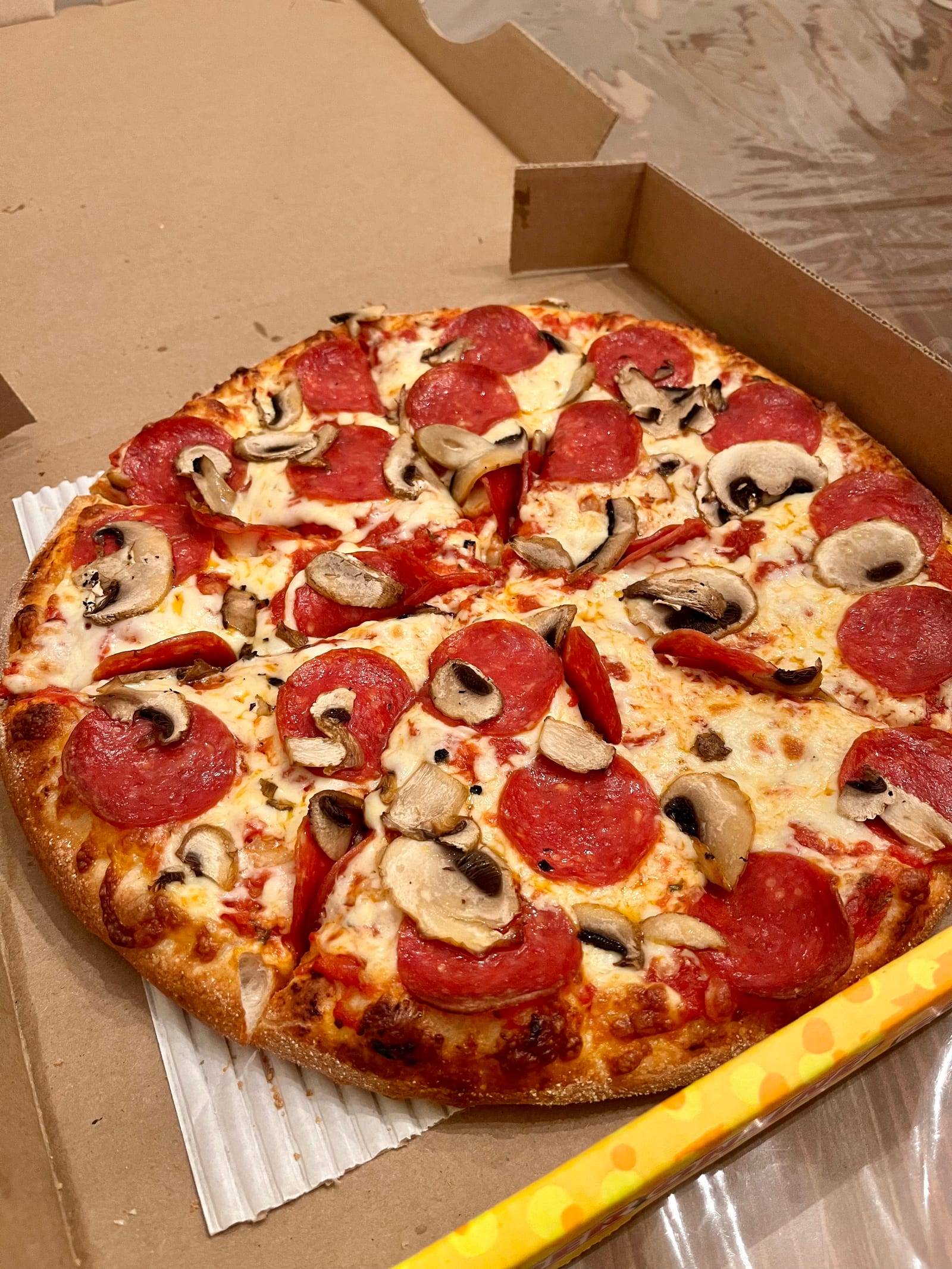 Gino's Pizza & Wing Machine