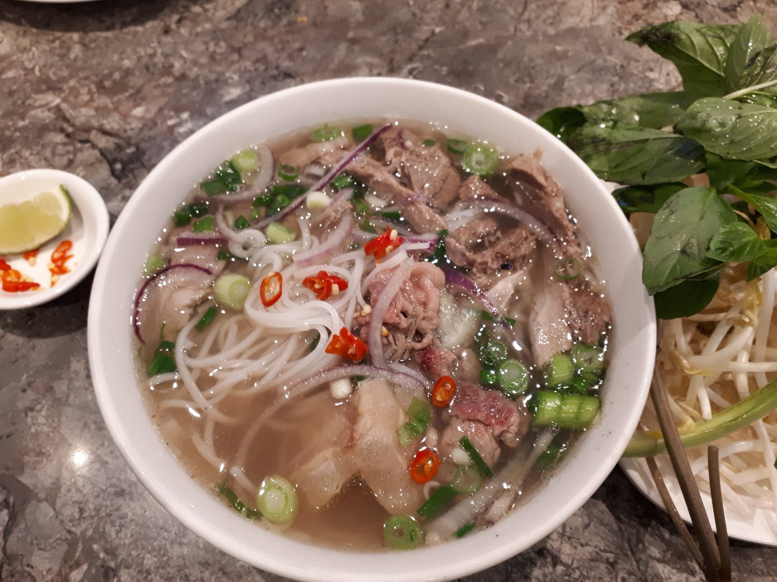 Que Ling Vietnamese Cuisine