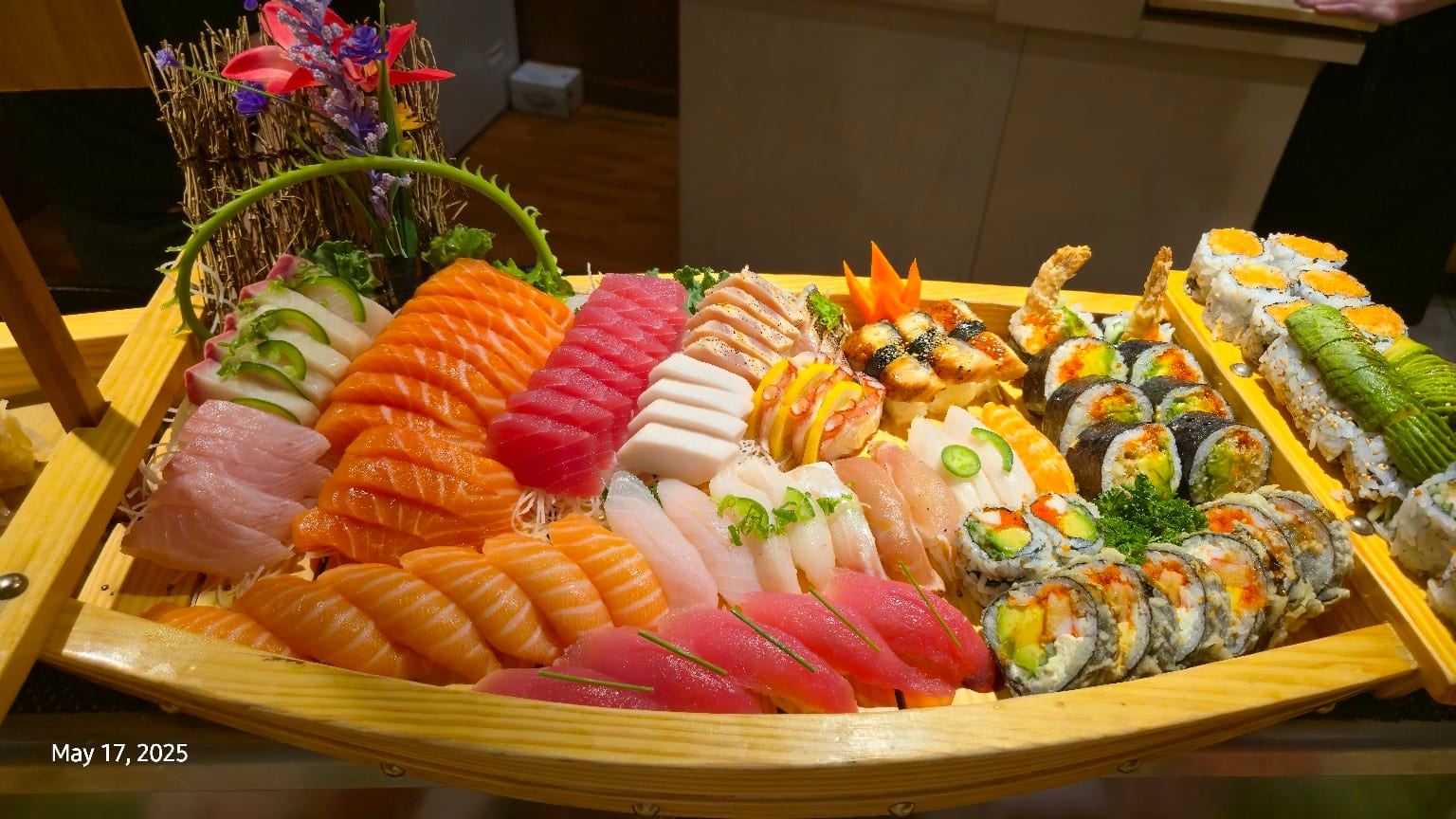 To-Ne Sushi