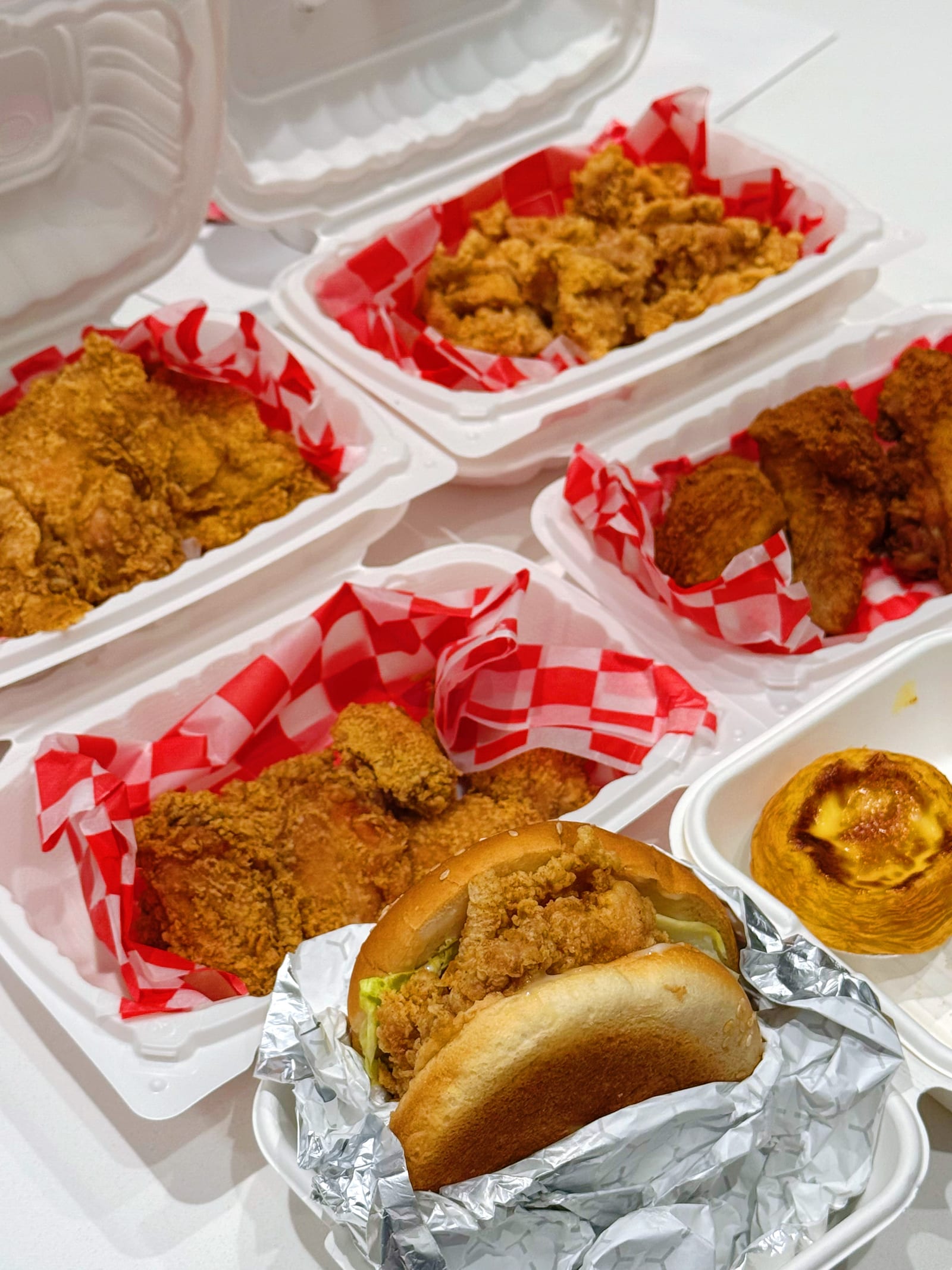 King Fried Chicken Kingsway(K记炸鸡小卖部Kingsway店)