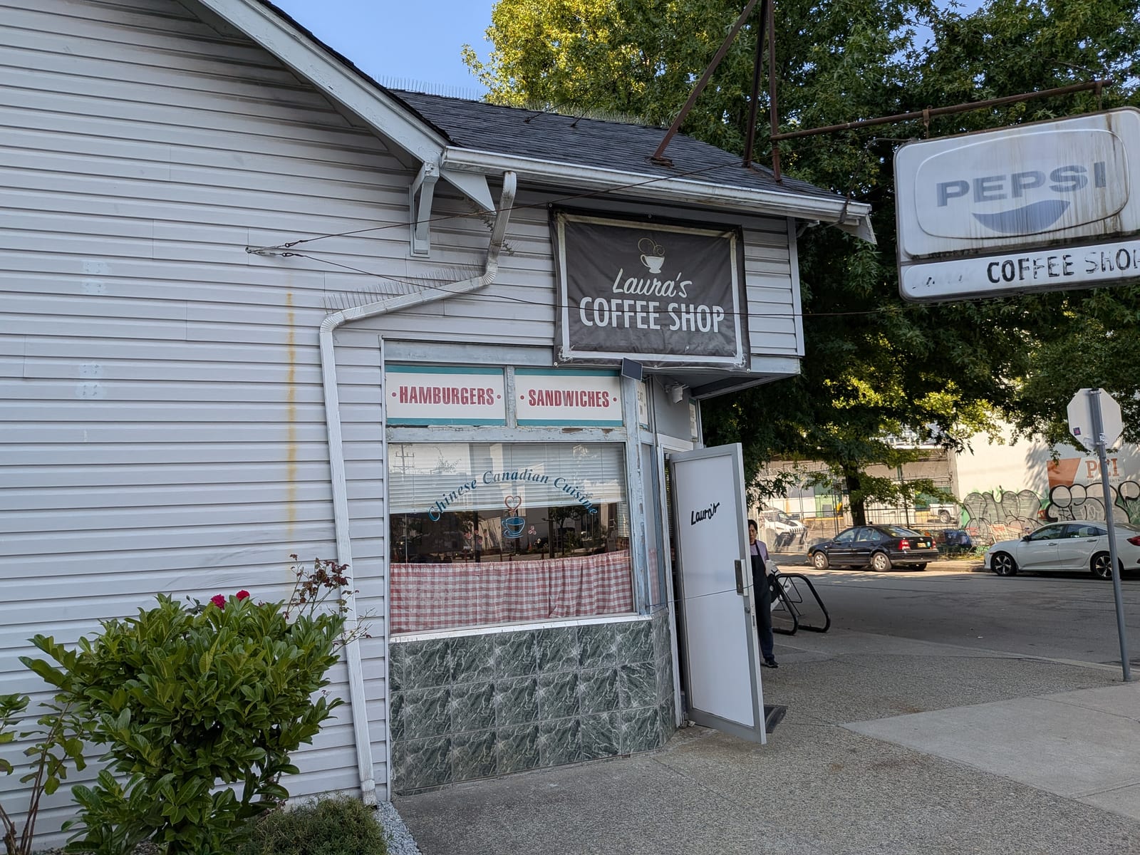 Laura's Coffee Shop